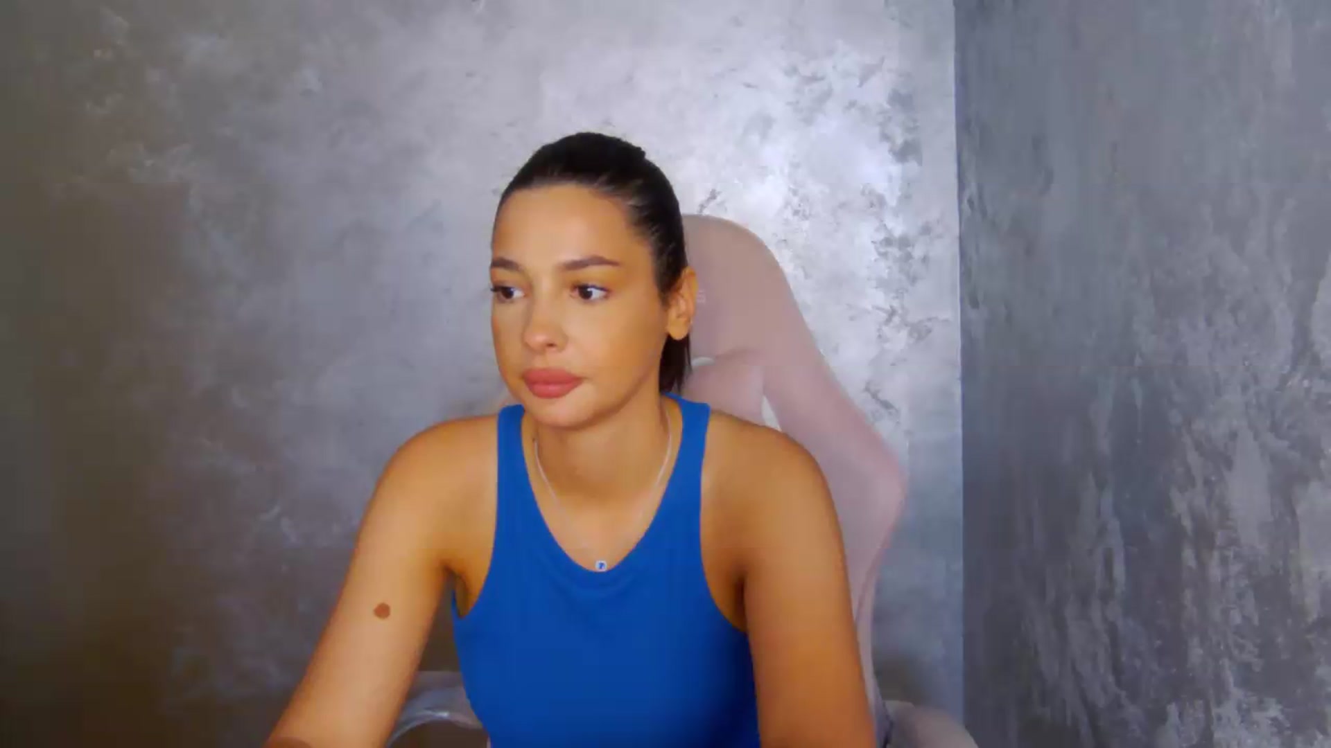 Gallery image thumbnail from meliiis_'s myfreecams stream on, 06/29/2026, 13:59 image 15 of 20
