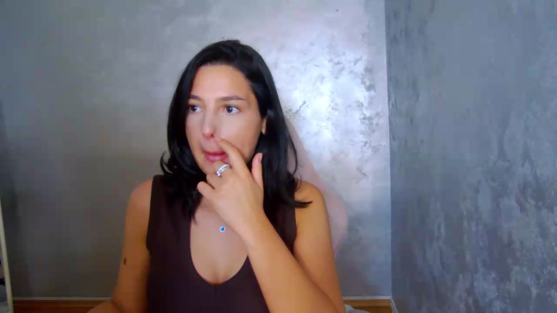 Gallery image thumbnail from meliiis_'s myfreecams stream on, 06/30/2026, 19:03 image 18 of 20