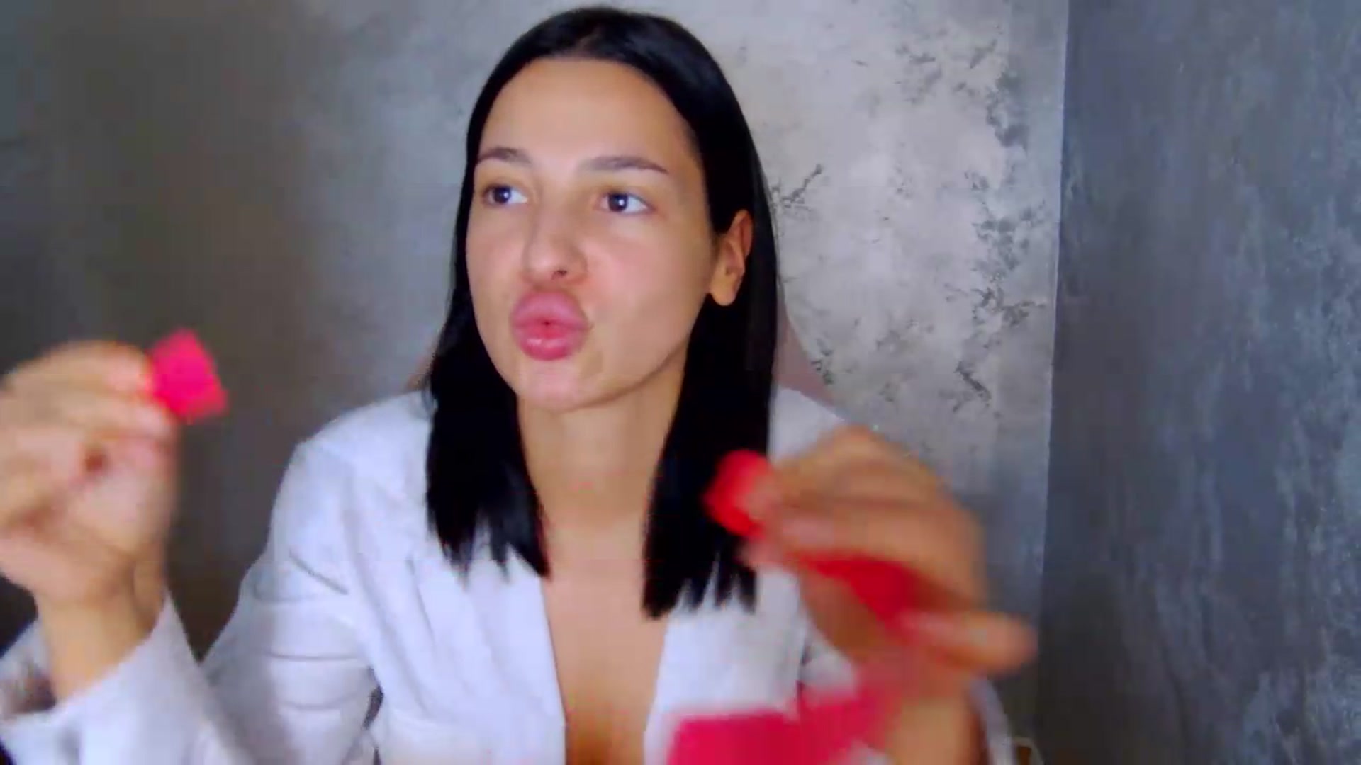 Gallery image thumbnail from meliiis_'s myfreecams stream on, 07/06/2026, 19:03 image 18 of 20
