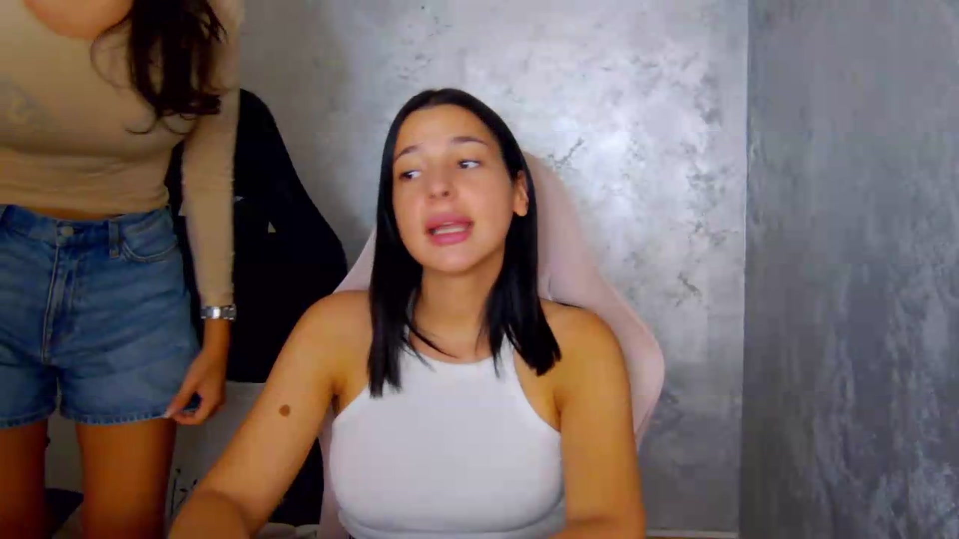 Gallery image thumbnail from meliiis_'s myfreecams stream on, 07/07/2026, 14:06 image 9 of 20