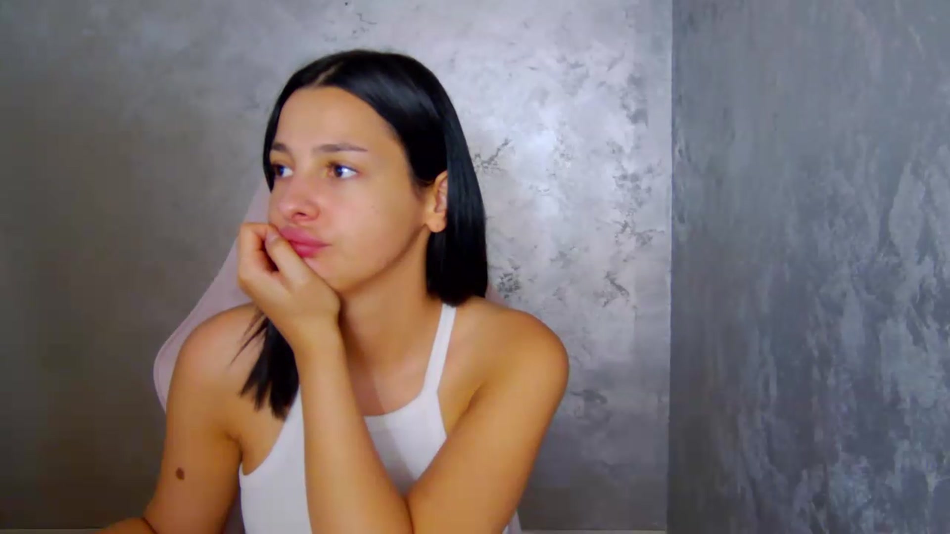 Gallery image thumbnail from meliiis_'s myfreecams stream on, 07/07/2026, 14:41 image 19 of 20