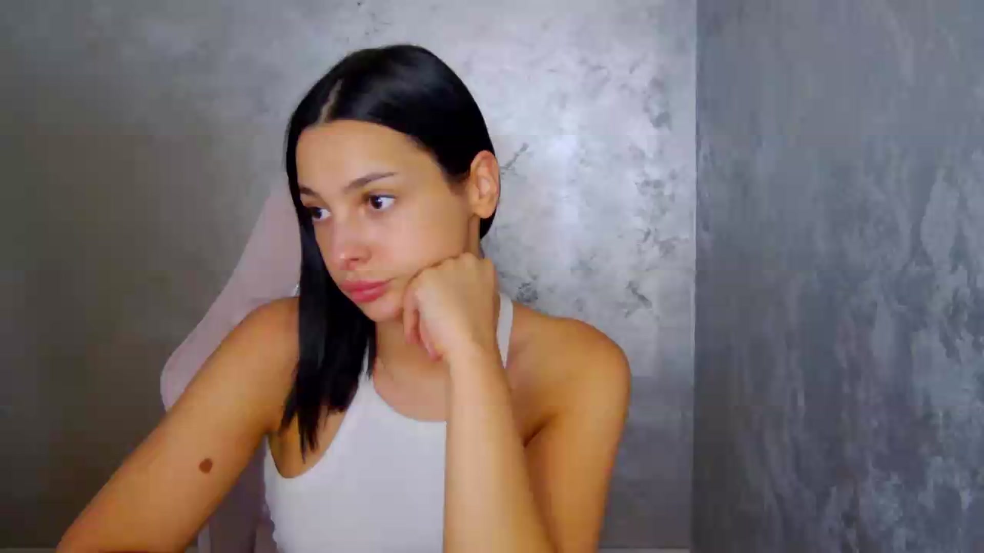 Gallery image thumbnail from meliiis_'s myfreecams stream on, 07/07/2026, 14:41 image 17 of 20