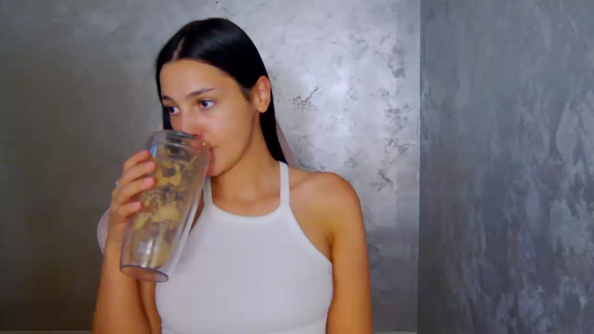 Gallery image thumbnail from meliiis_'s myfreecams stream on, 07/07/2026, 14:41 image 16 of 20