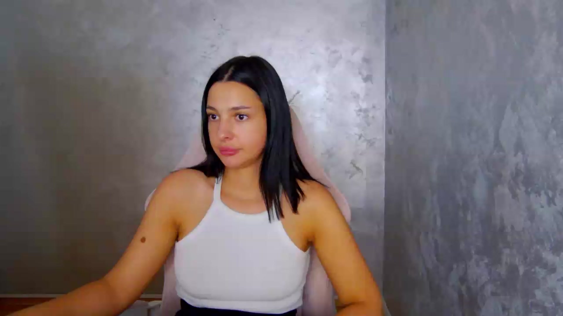 Gallery image thumbnail from meliiis_'s myfreecams stream on, 07/07/2026, 14:41 image 1 of 20