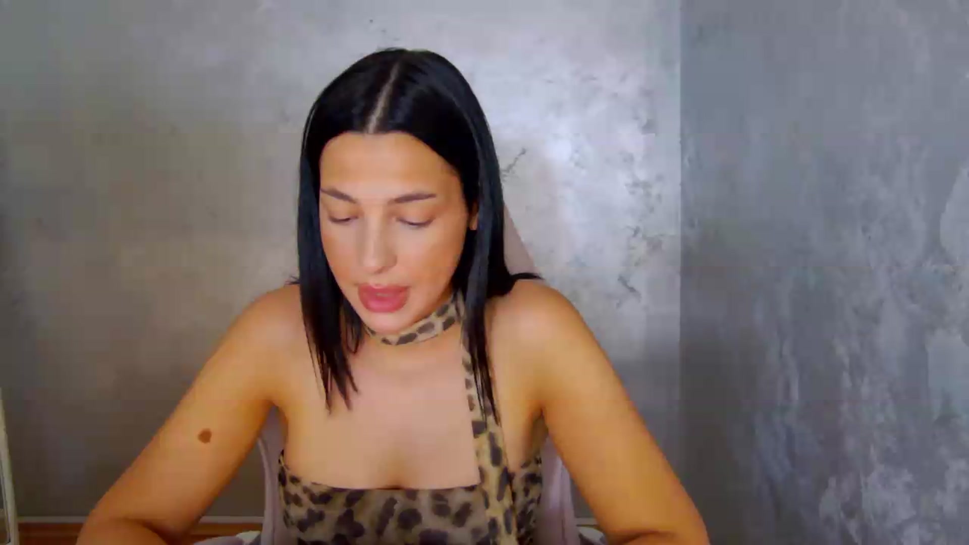 Gallery image thumbnail from meliiis_'s myfreecams stream on, 07/09/2026, 15:05 image 16 of 20