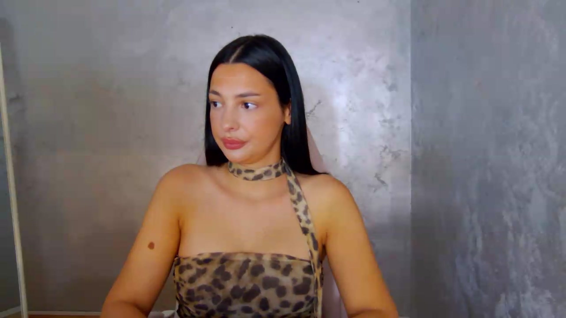 Gallery image thumbnail from meliiis_'s myfreecams stream on, 07/09/2026, 15:05 image 12 of 20