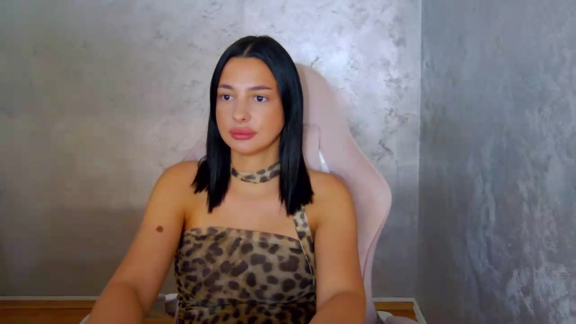 Gallery image thumbnail from meliiis_'s myfreecams stream on, 07/09/2026, 18:19 image 14 of 20