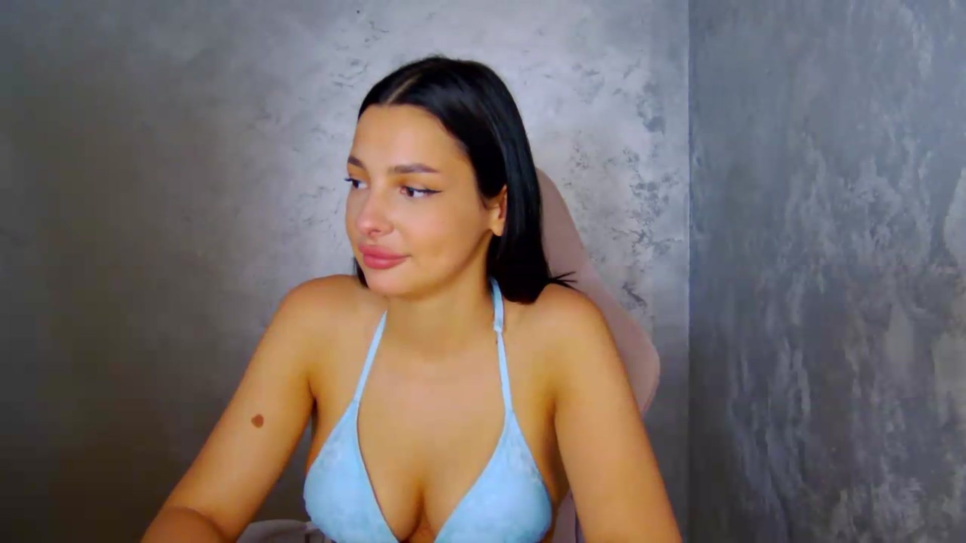 Gallery image thumbnail from meliiis_'s myfreecams stream on, 07/10/2026, 18:03 image 9 of 20