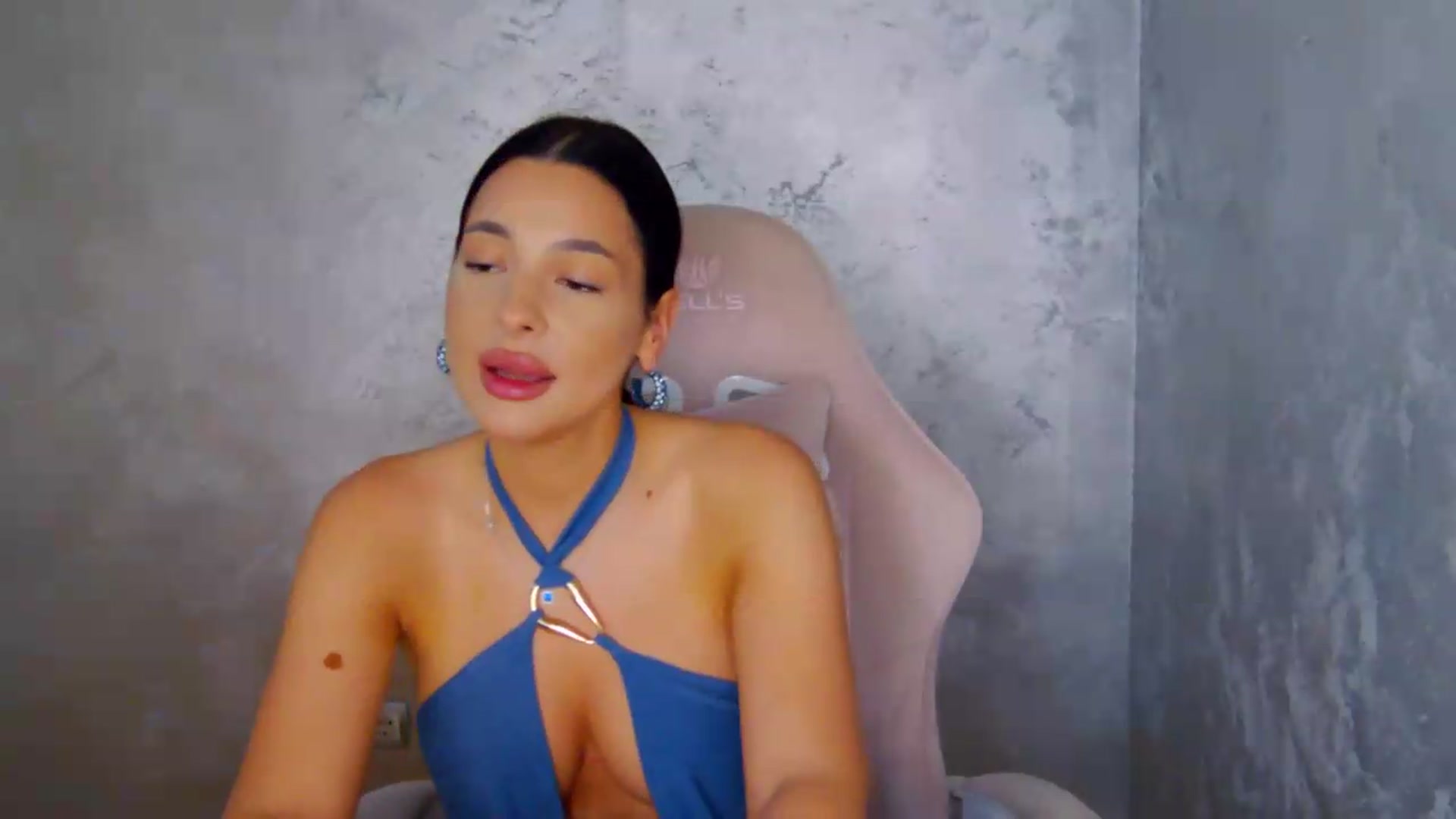 Gallery image thumbnail from meliiis_'s myfreecams stream on, 07/13/2026, 14:24 image 19 of 20