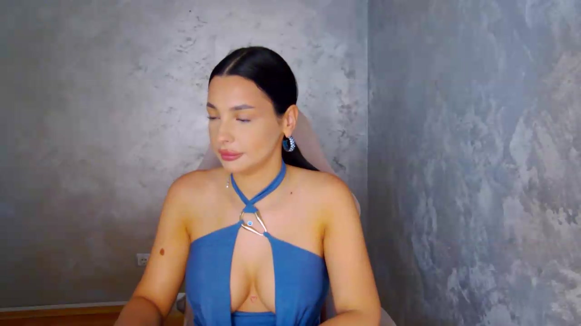Gallery image thumbnail from meliiis_'s myfreecams stream on, 07/13/2026, 14:24 image 3 of 20