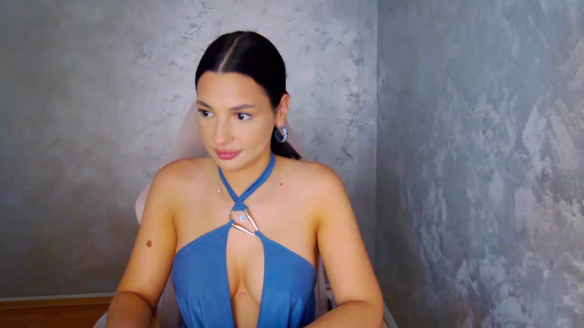 Gallery image thumbnail from meliiis_'s myfreecams stream on, 07/13/2026, 14:24 image 12 of 20