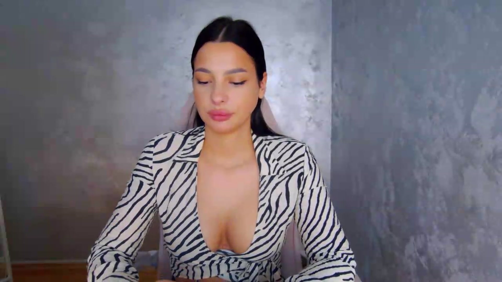 Gallery image thumbnail from meliiis_'s myfreecams stream on, 07/14/2026, 18:55 image 15 of 20