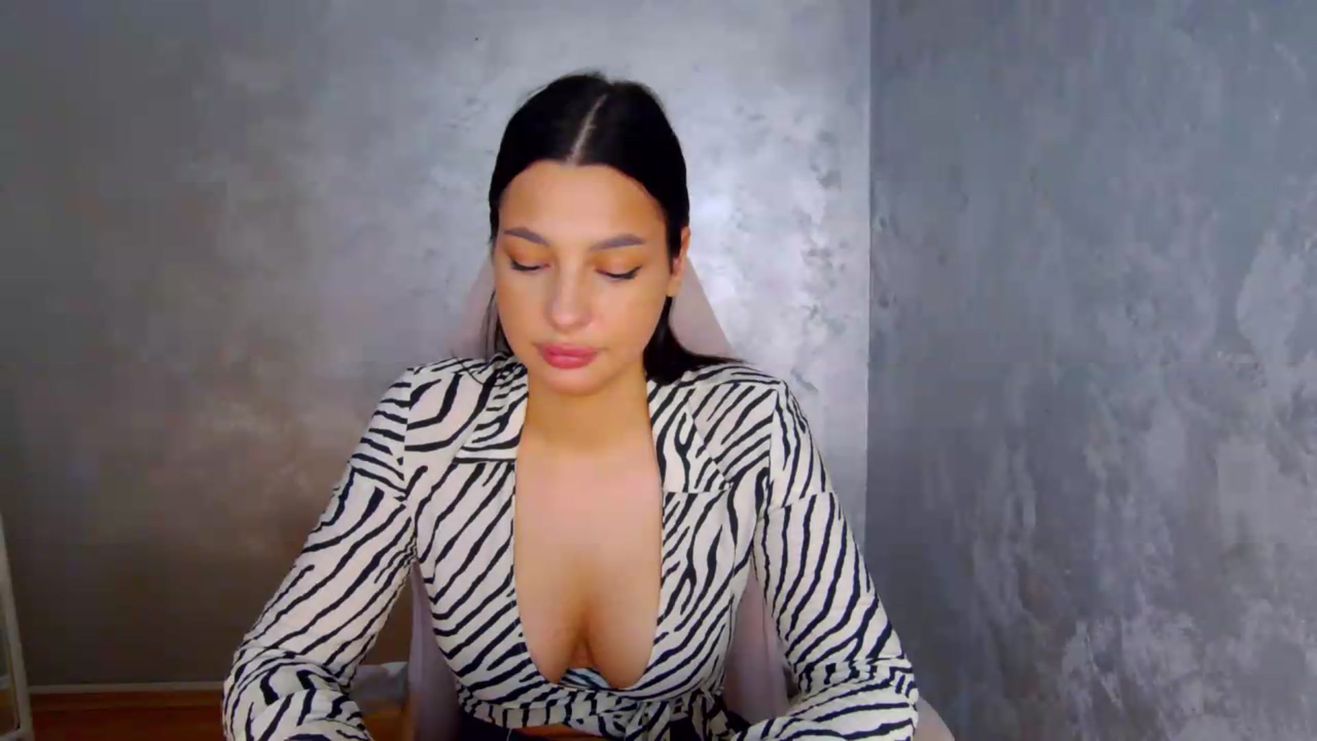 Gallery image thumbnail from meliiis_'s myfreecams stream on, 07/14/2026, 18:55 image 16 of 20