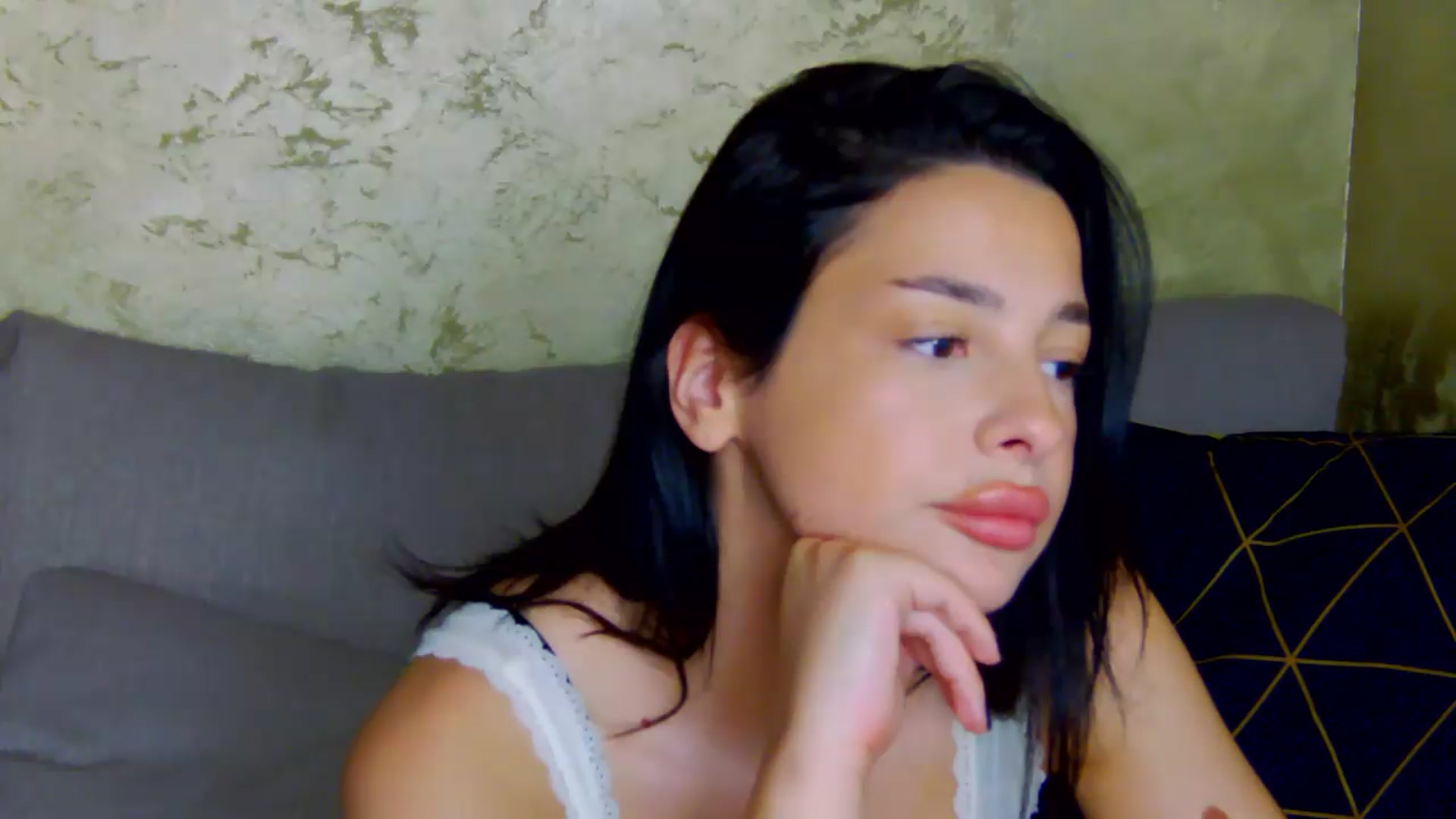 Gallery image thumbnail from meliiis_'s myfreecams stream on, 07/16/2026, 14:28 image 4 of 20