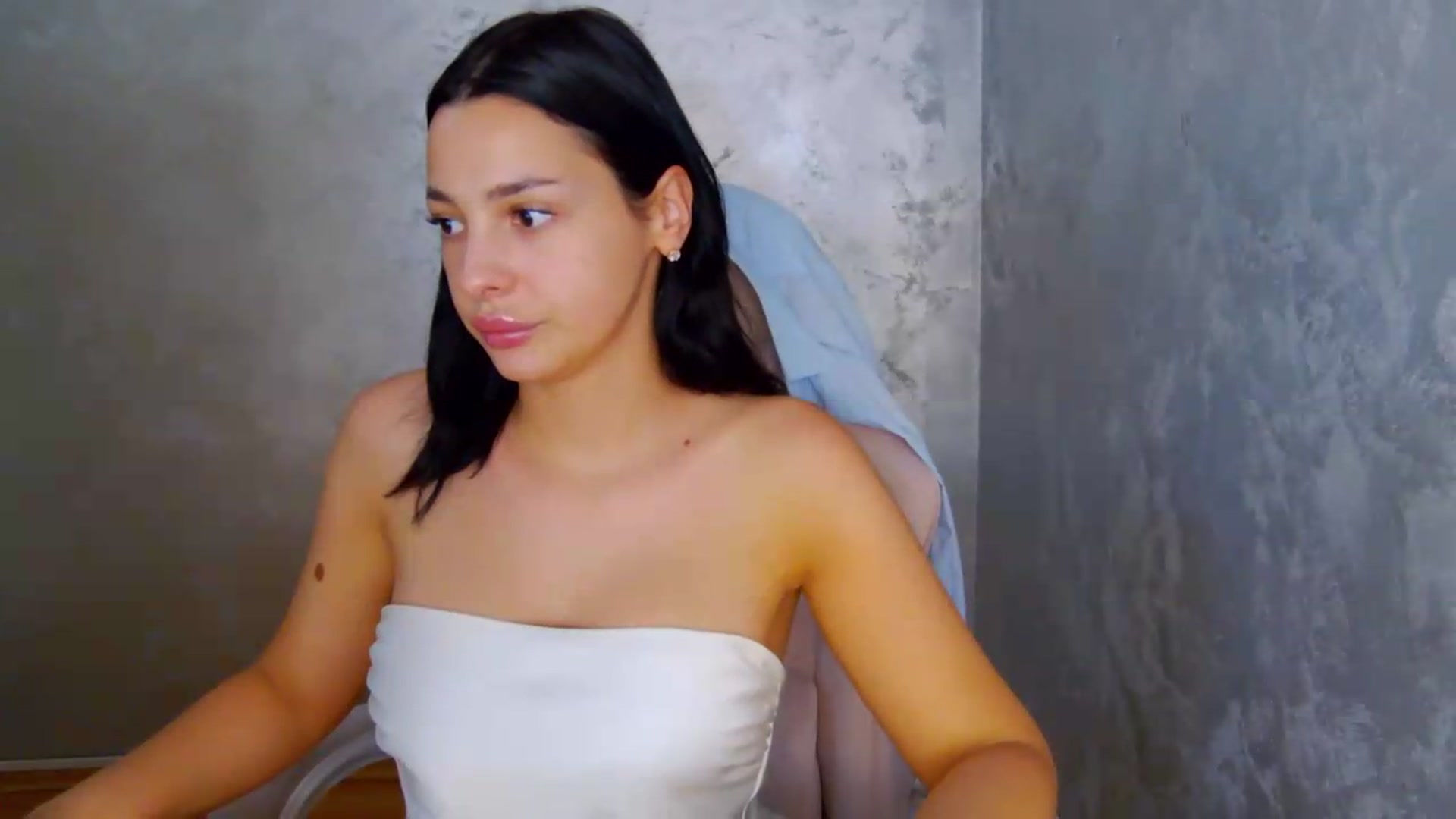 Gallery image thumbnail from meliiis_'s myfreecams stream on, 07/18/2026, 16:25 image 2 of 20