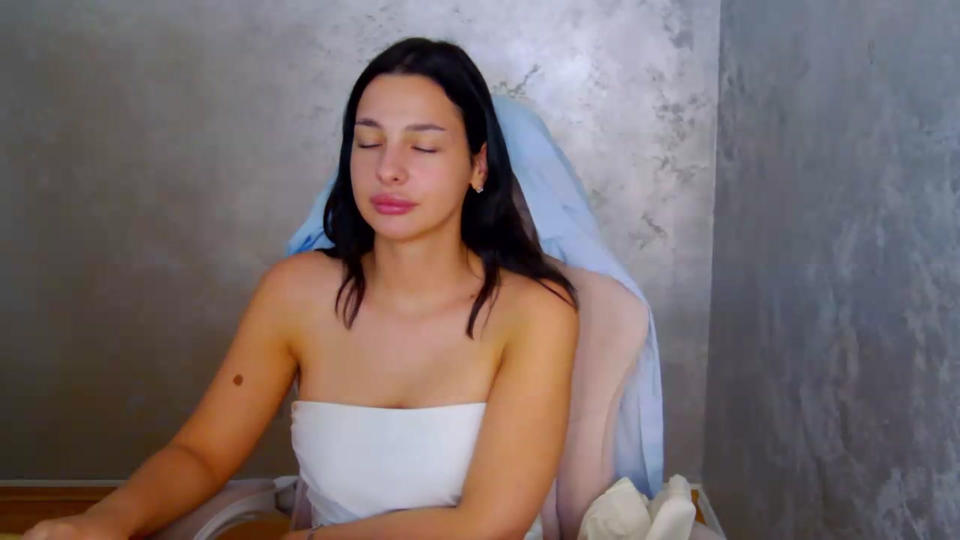 Gallery image thumbnail from meliiis_'s myfreecams stream on, 07/18/2026, 16:25 image 20 of 20