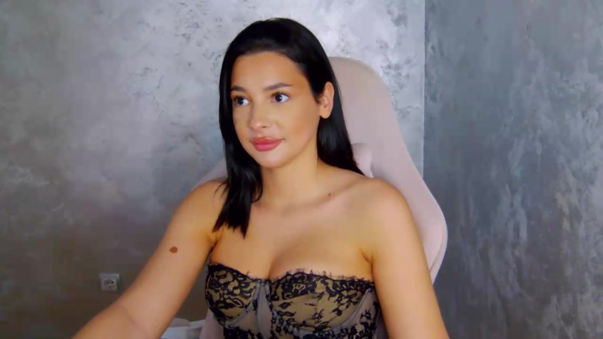 Gallery image thumbnail from meliiis_'s myfreecams stream on, 07/21/2026, 14:47 image 10 of 20