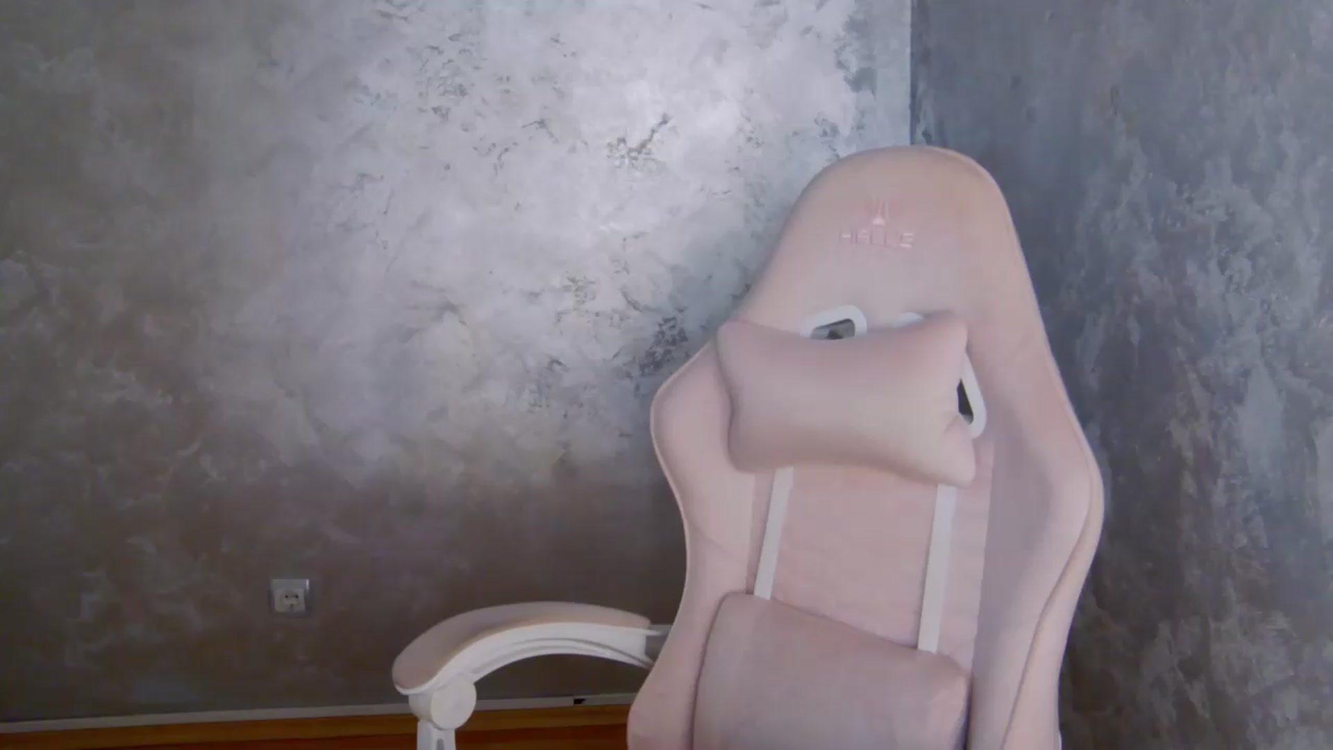Gallery image thumbnail from meliiis_'s myfreecams stream on, 07/21/2026, 14:47 image 11 of 20