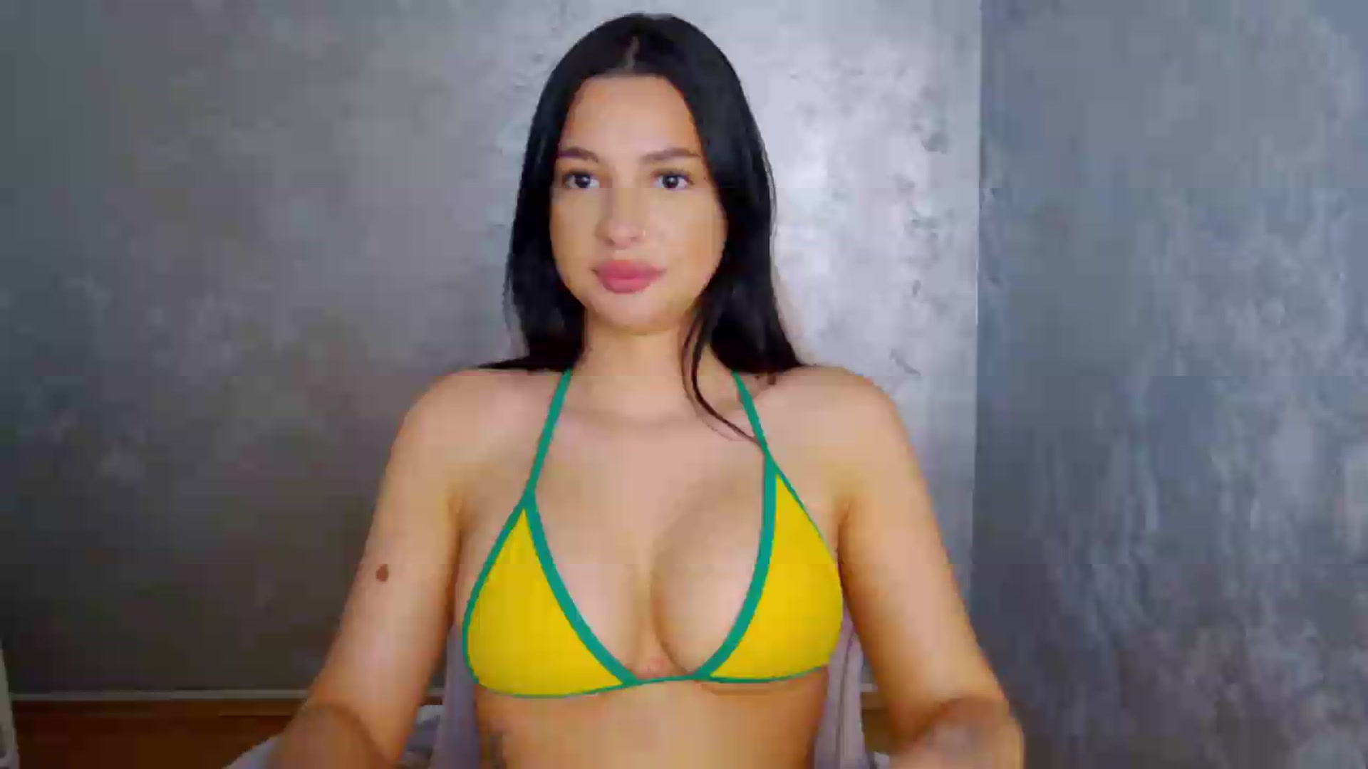 Gallery image thumbnail from meliiis_'s myfreecams stream on, 07/21/2026, 18:52 image 8 of 20