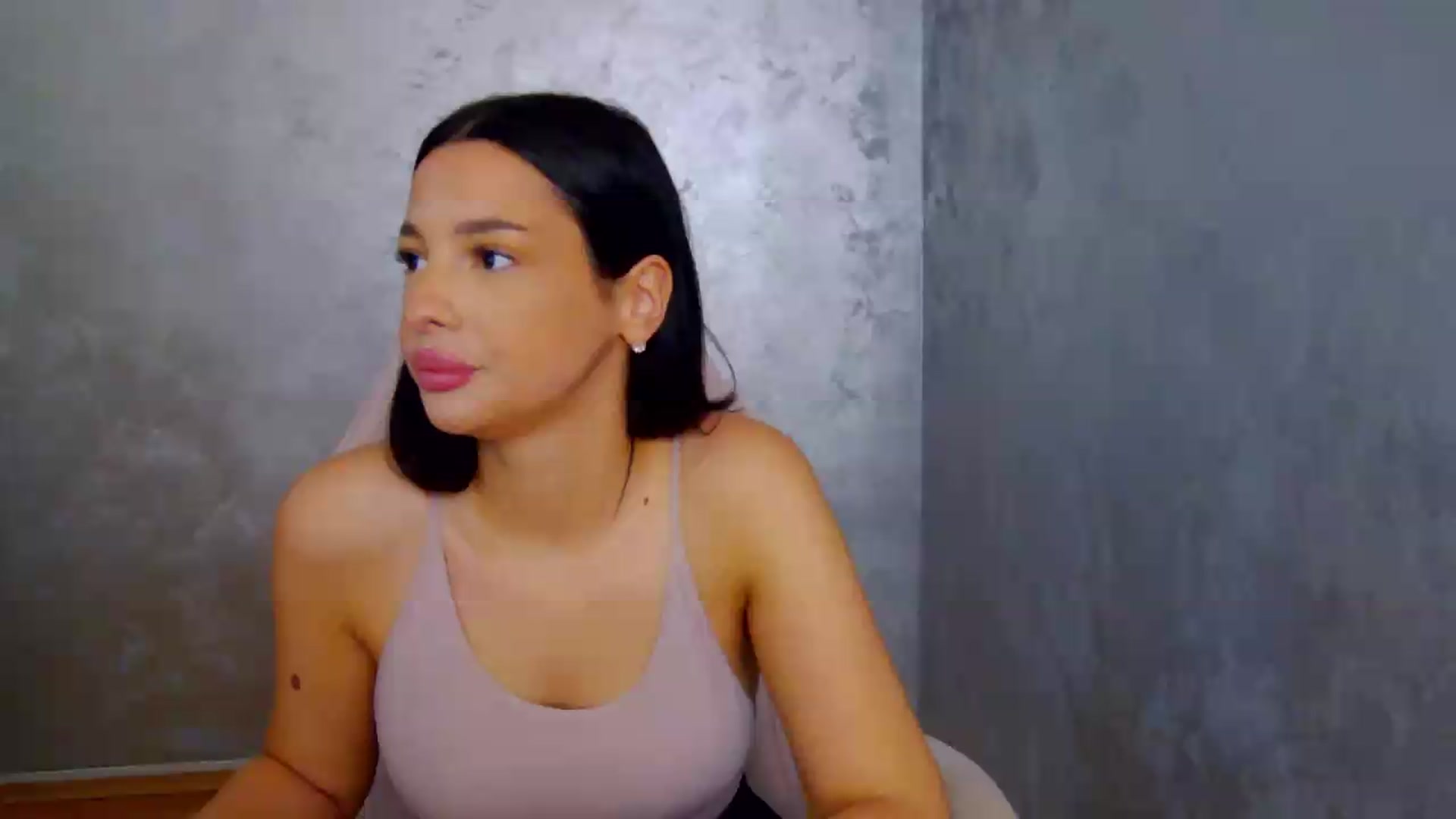 Gallery image thumbnail from meliiis_'s myfreecams stream on, 07/22/2026, 14:23 image 1 of 20