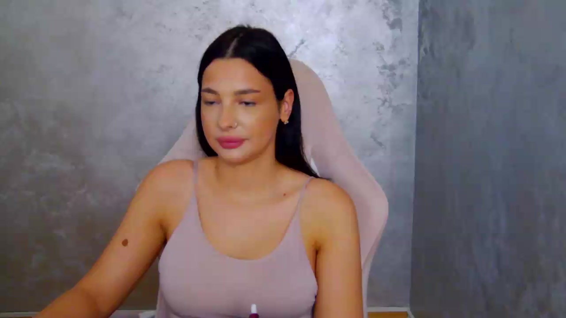 Gallery image thumbnail from meliiis_'s myfreecams stream on, 07/22/2026, 15:10 image 4 of 20