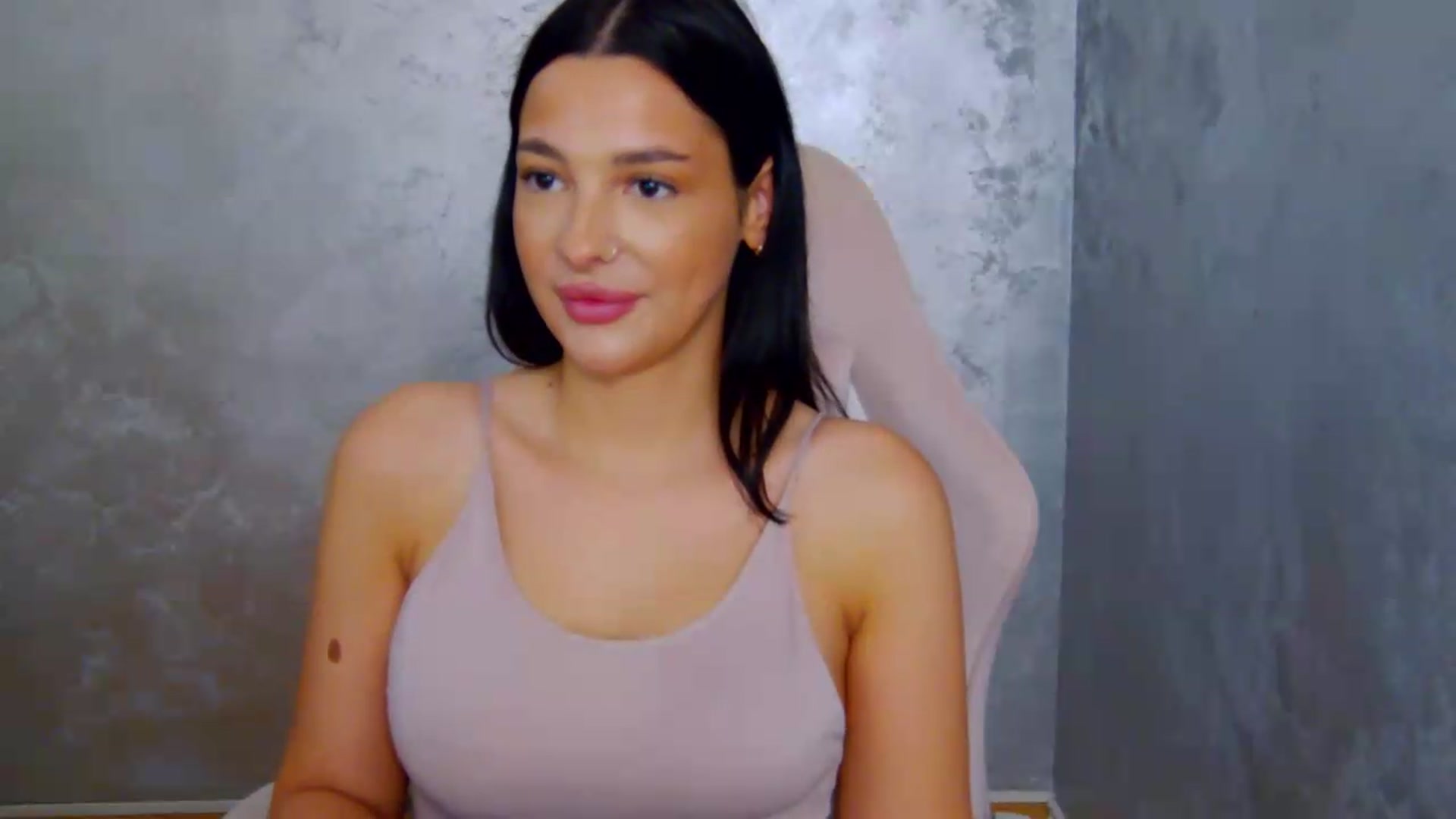 Gallery image thumbnail from meliiis_'s myfreecams stream on, 07/22/2026, 15:10 image 17 of 20