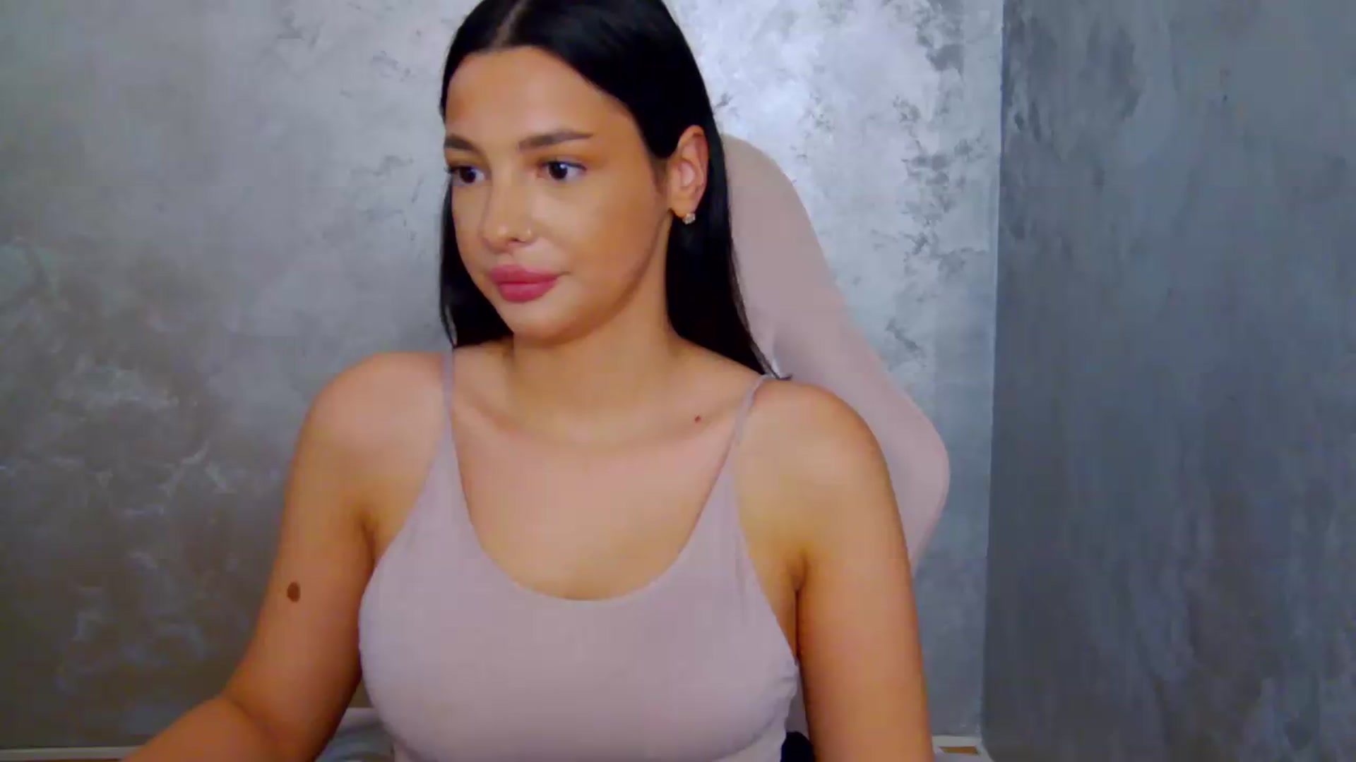 Gallery image thumbnail from meliiis_'s myfreecams stream on, 07/22/2026, 15:10 image 13 of 20