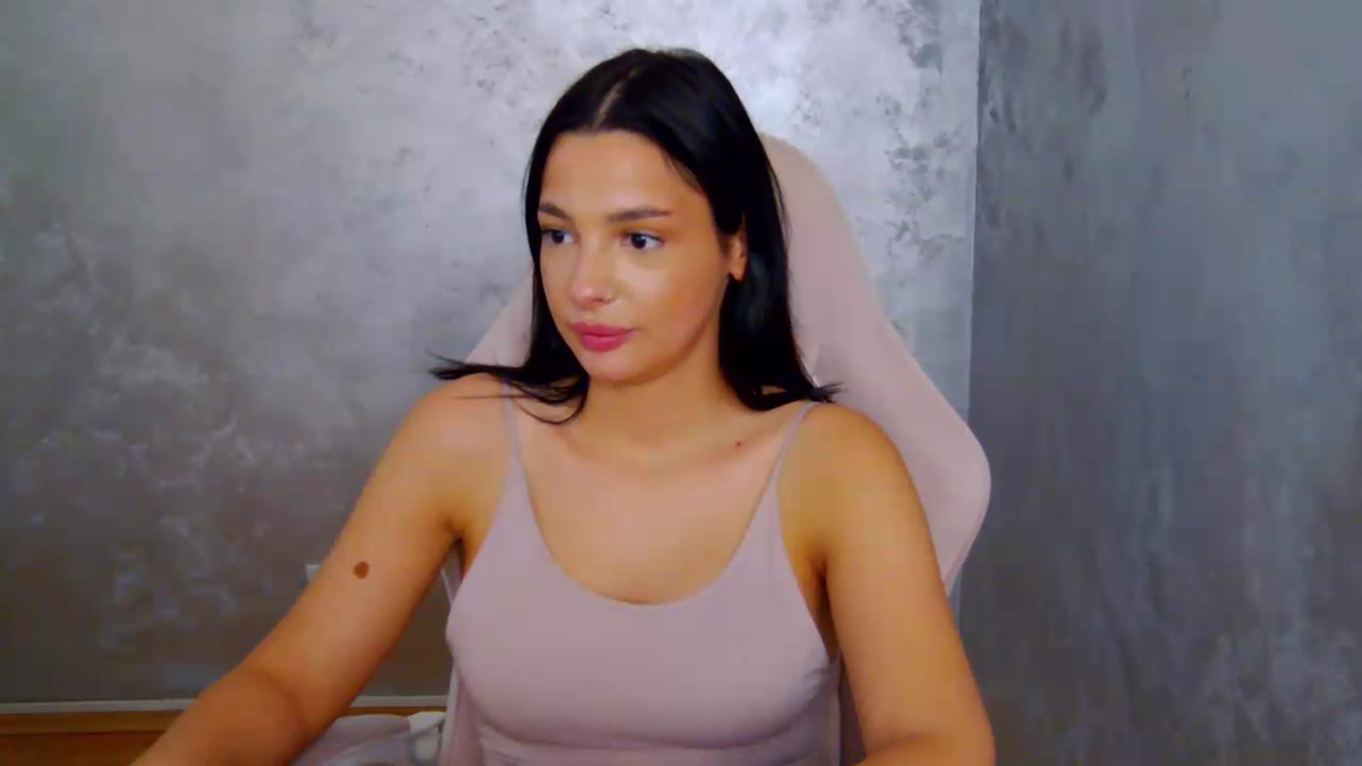Gallery image thumbnail from meliiis_'s myfreecams stream on, 07/22/2026, 18:51 image 11 of 20
