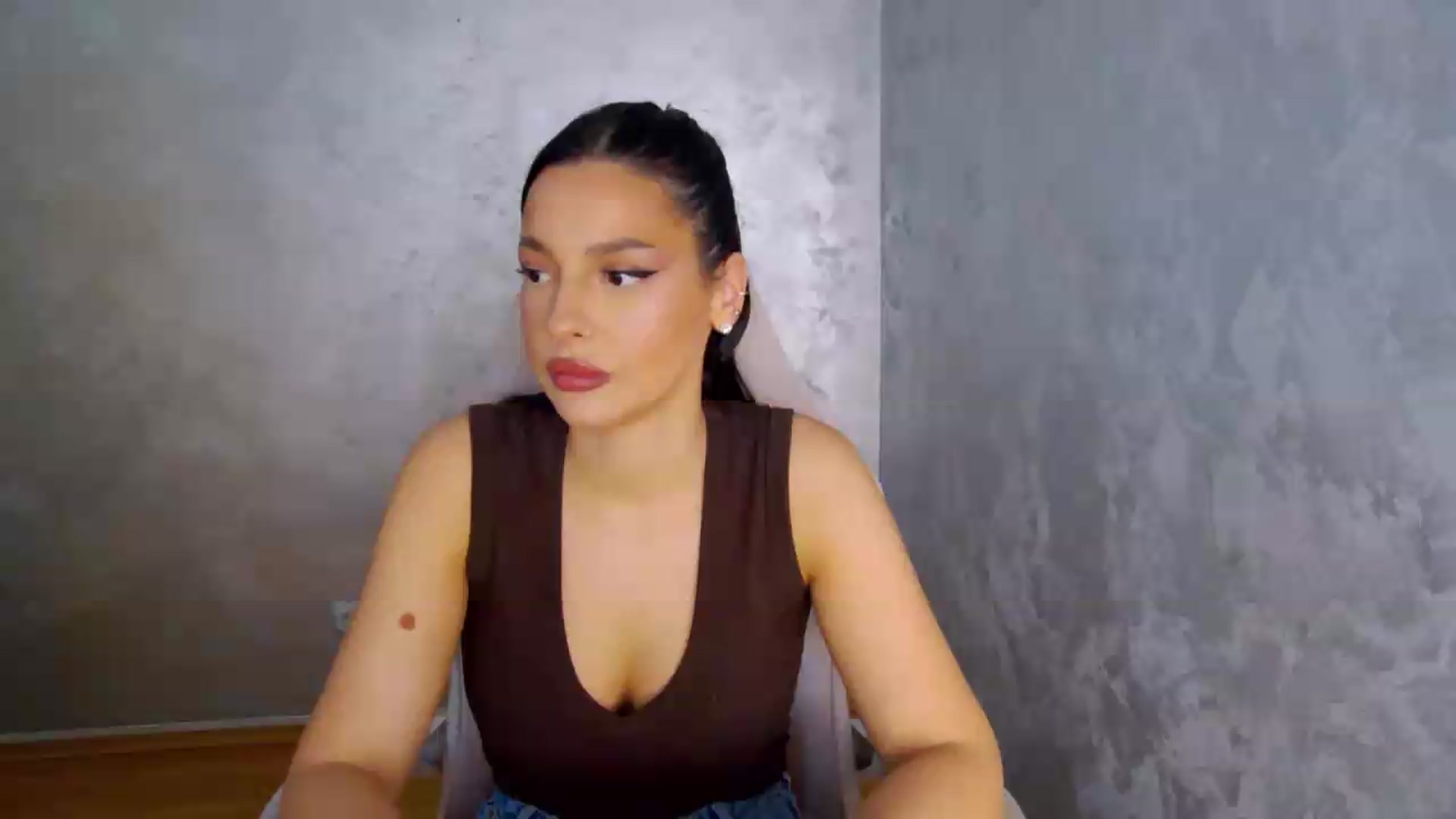Gallery image thumbnail from meliiis_'s myfreecams stream on, 07/24/2026, 15:55 image 1 of 20