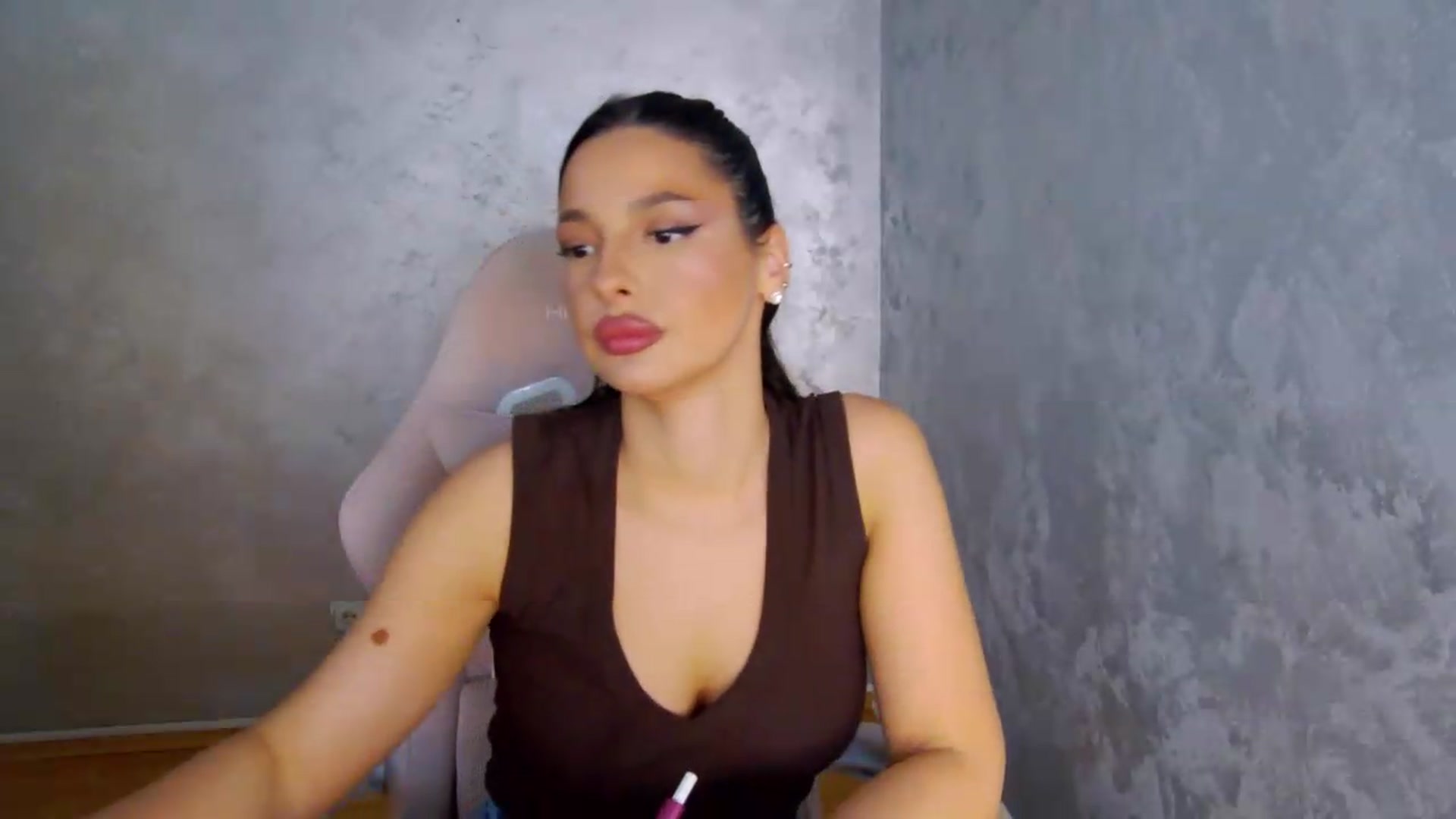 Gallery image thumbnail from meliiis_'s myfreecams stream on, 07/24/2026, 15:55 image 4 of 20