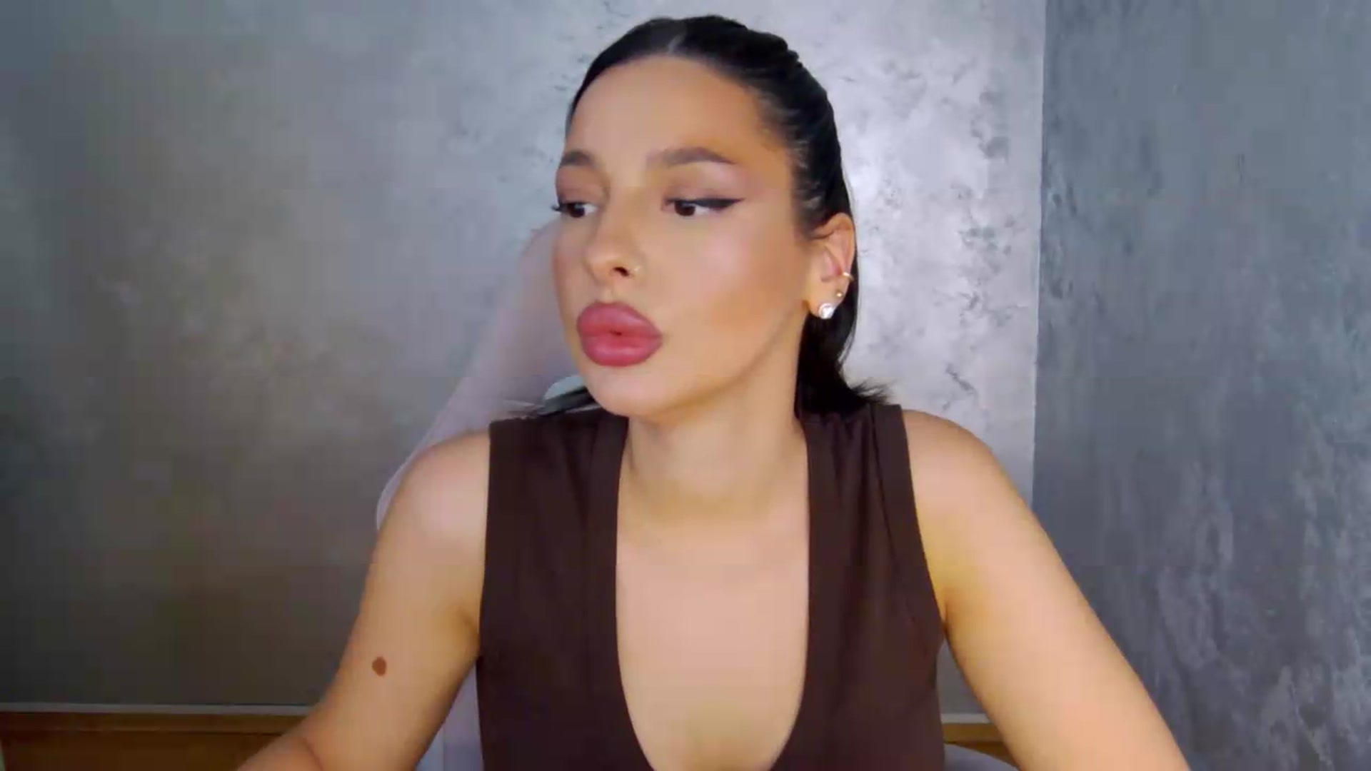 Gallery image thumbnail from meliiis_'s myfreecams stream on, 07/24/2026, 15:55 image 8 of 20