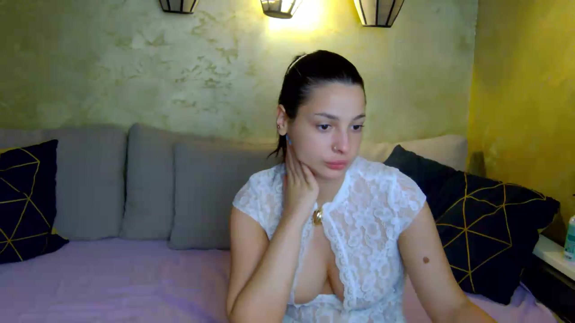 Gallery image thumbnail from meliiis_'s myfreecams stream on, 07/27/2026, 18:05 image 13 of 20
