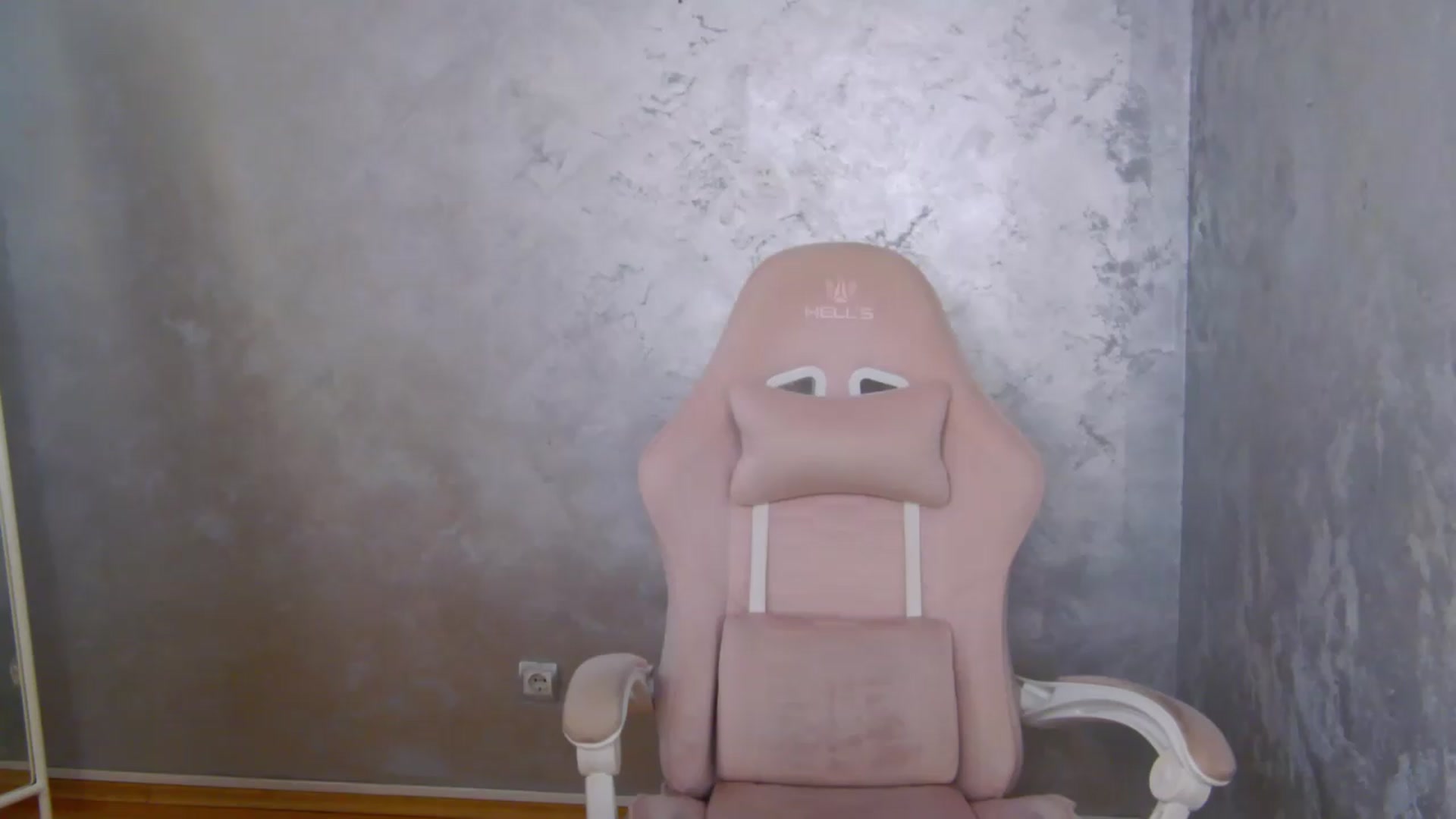 Gallery image thumbnail from meliiis_'s myfreecams stream on, 07/28/2026, 14:23 image 2 of 20