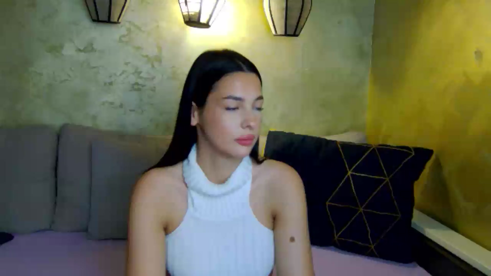 Gallery image thumbnail from meliiis_'s myfreecams stream on, 07/28/2026, 15:06 image 1 of 20