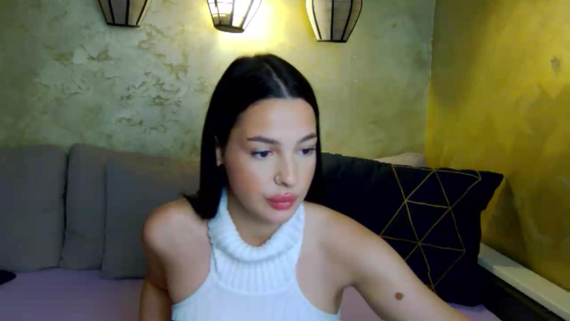 Gallery image thumbnail from meliiis_'s myfreecams stream on, 07/28/2026, 15:06 image 4 of 20