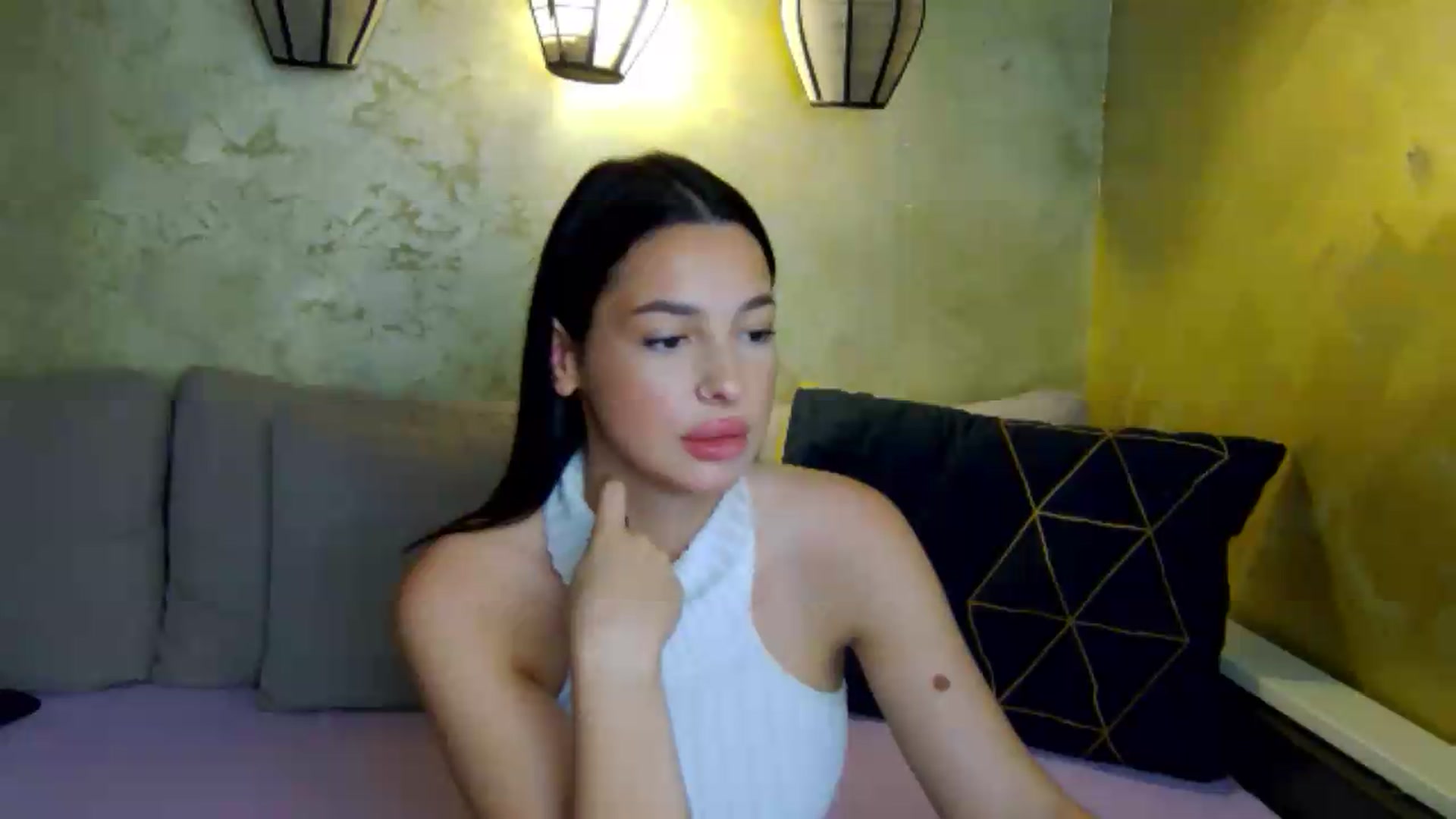 Gallery image thumbnail from meliiis_'s myfreecams stream on, 07/28/2026, 15:06 image 8 of 20