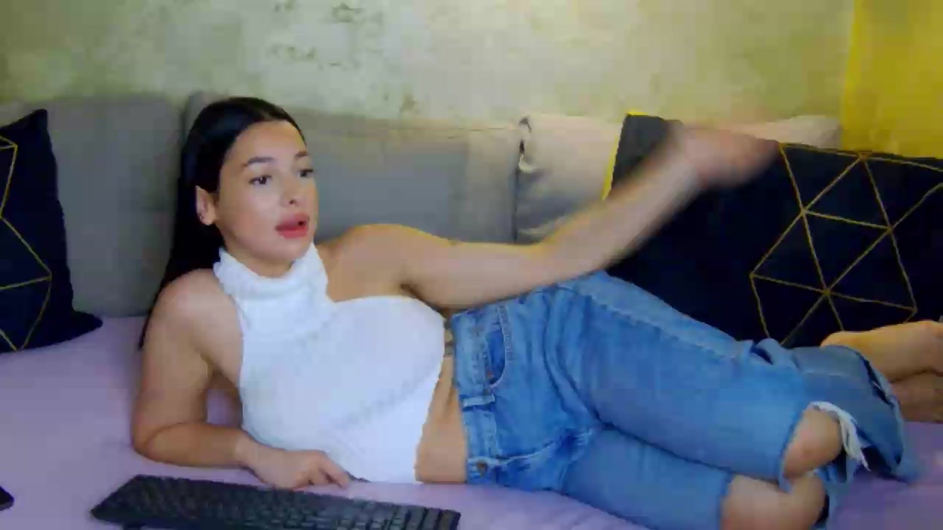 Gallery image thumbnail from meliiis_'s myfreecams stream on, 07/28/2026, 15:06 image 18 of 20