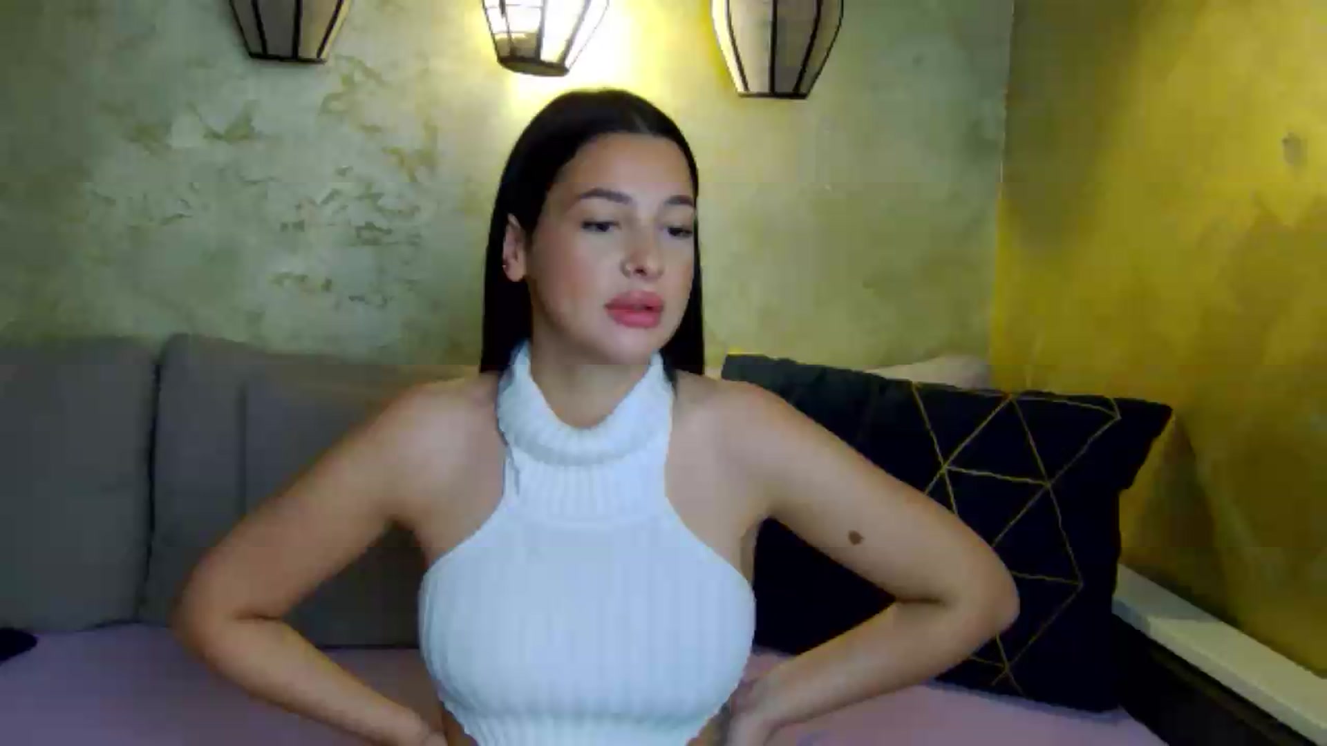 Gallery image thumbnail from meliiis_'s myfreecams stream on, 07/28/2026, 15:06 image 14 of 20