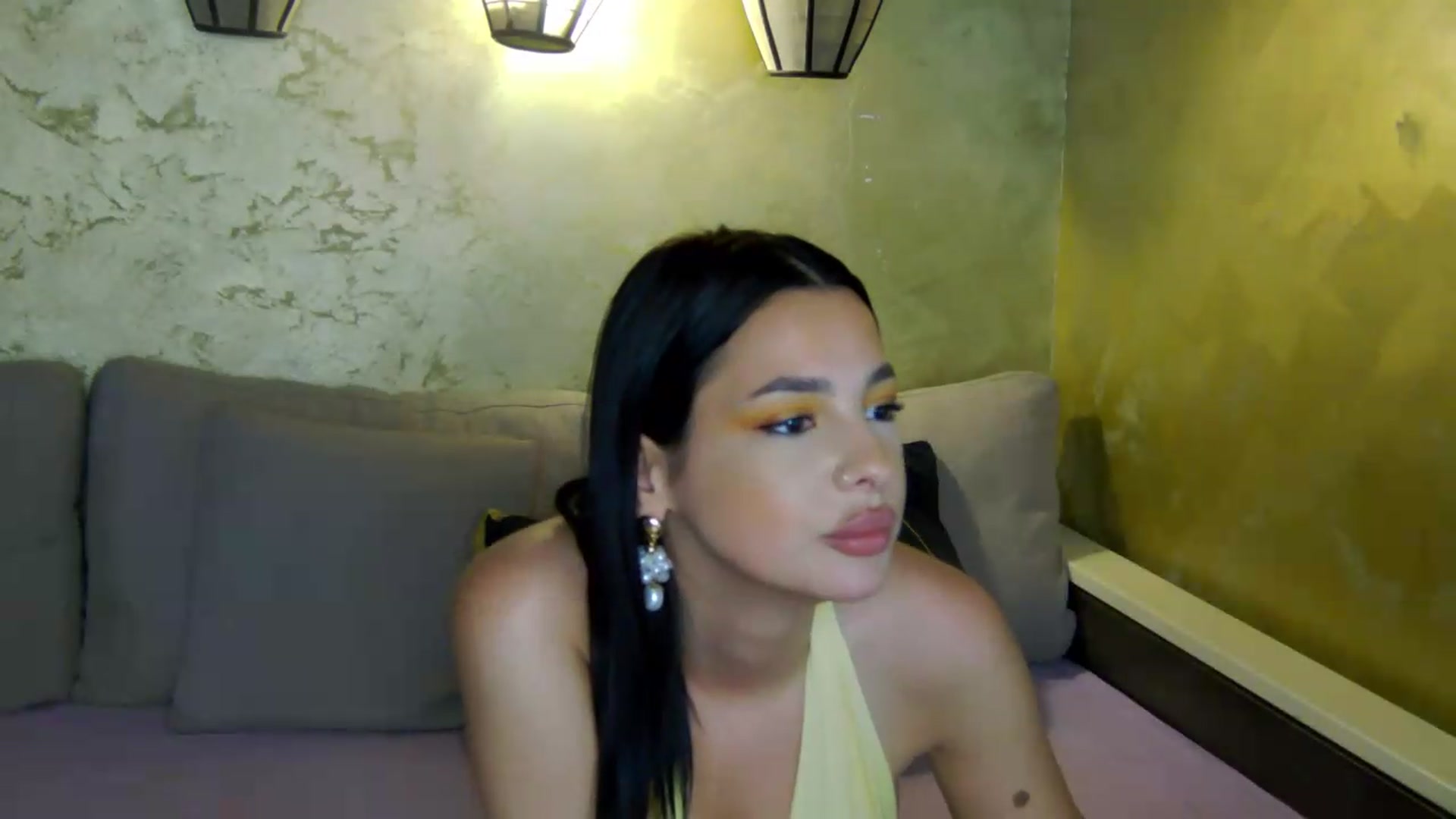 Gallery image thumbnail from meliiis_'s myfreecams stream on, 07/30/2026, 17:30 image 14 of 20