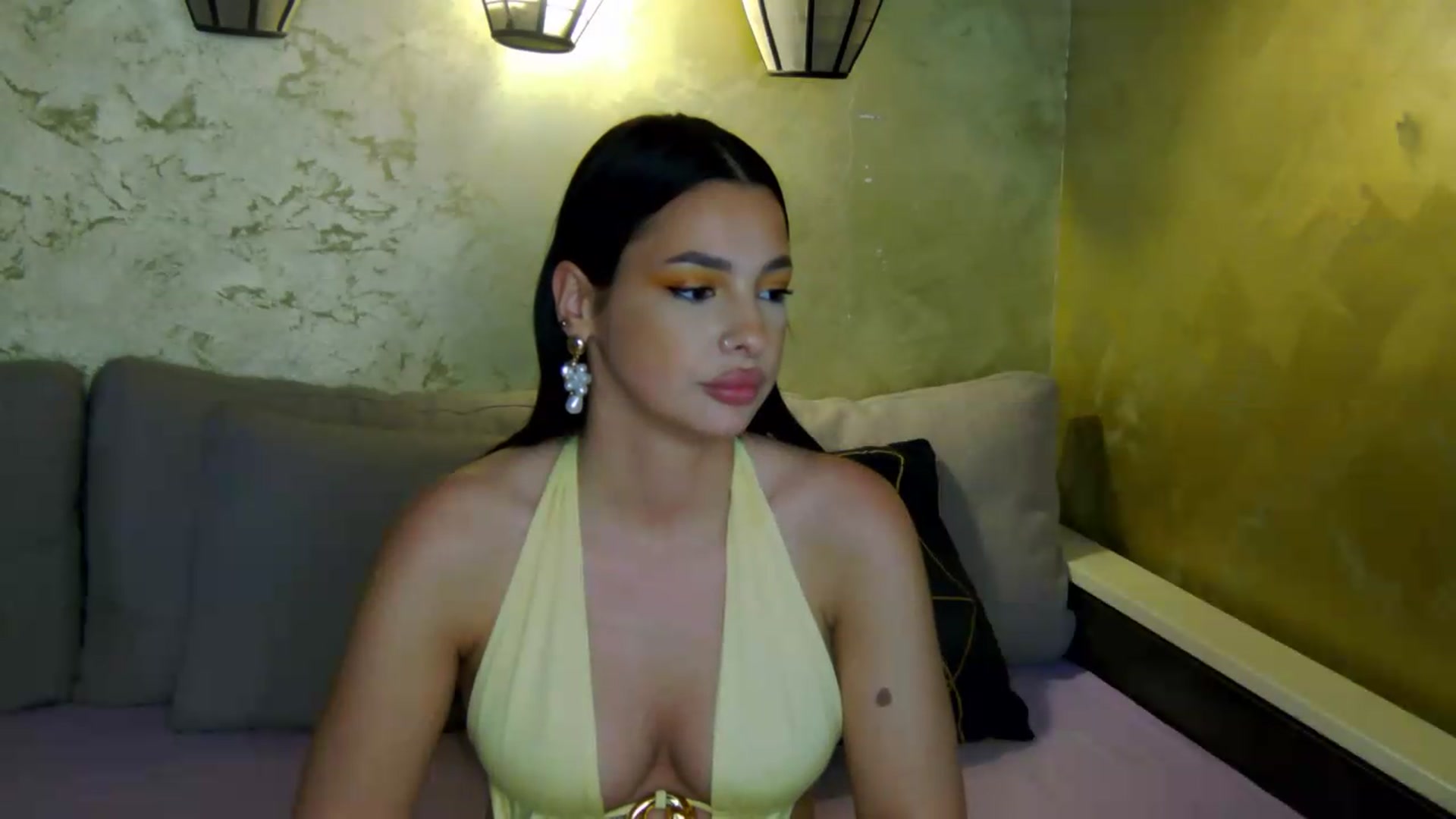 Gallery image thumbnail from meliiis_'s myfreecams stream on, 07/30/2026, 17:30 image 3 of 20