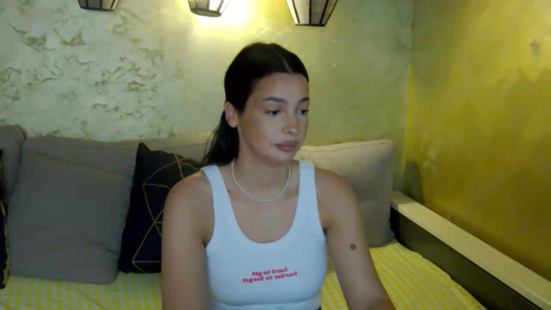 Gallery image thumbnail from meliiis_'s myfreecams stream on, 08/03/2026, 14:58 image 6 of 20