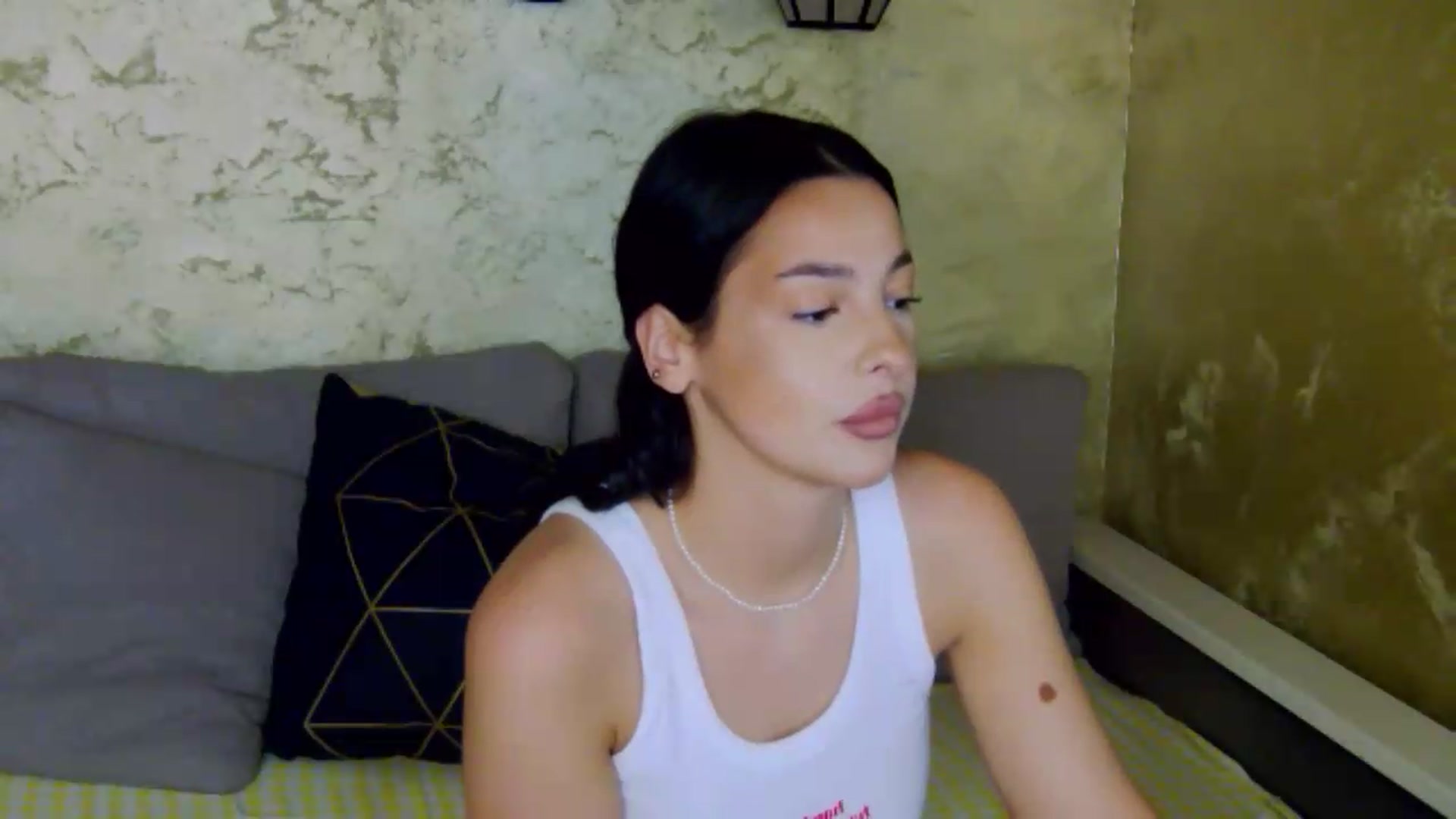 Gallery image thumbnail from meliiis_'s myfreecams stream on, 08/03/2026, 14:58 image 2 of 20