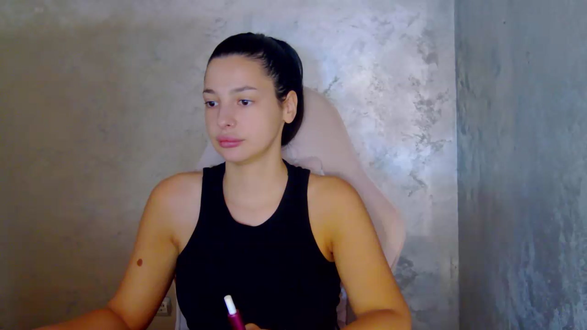 Gallery image thumbnail from meliiis_'s myfreecams stream on, 08/10/2026, 15:00 image 3 of 20