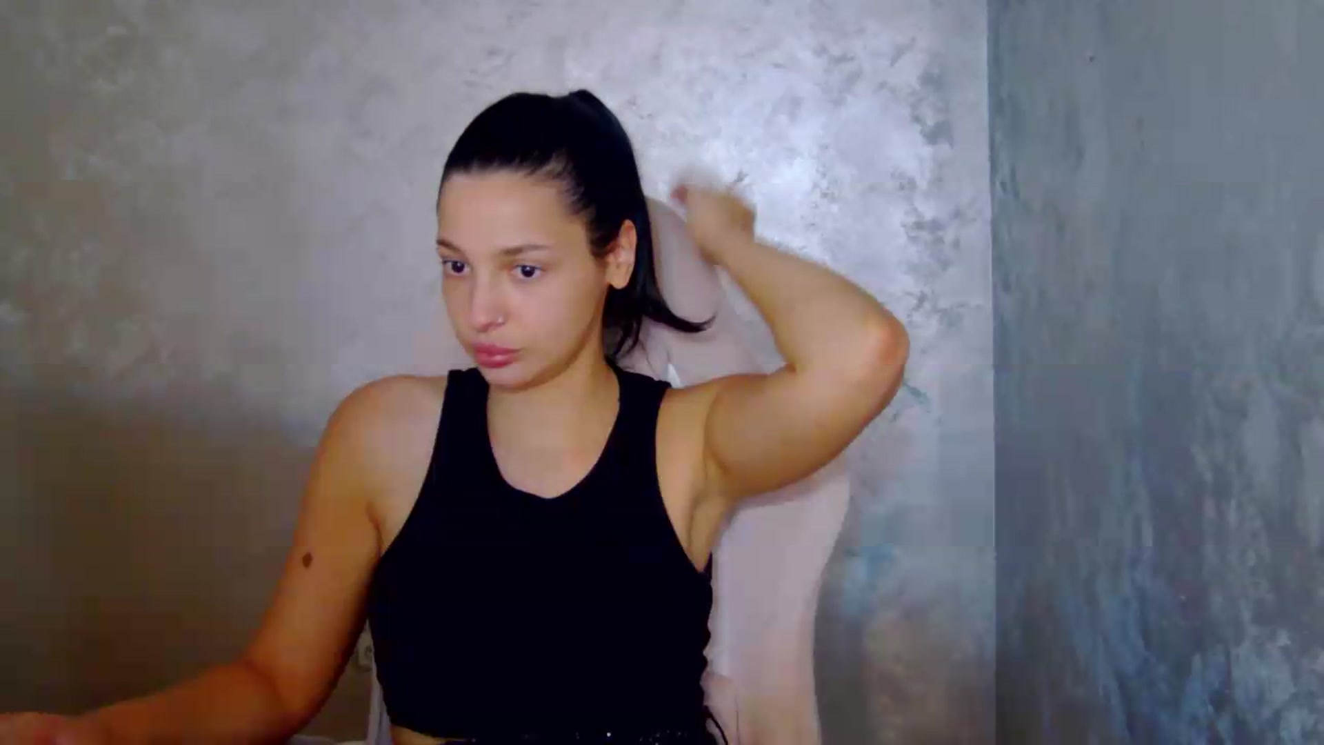 Gallery image thumbnail from meliiis_'s myfreecams stream on, 08/10/2026, 18:40 image 5 of 20