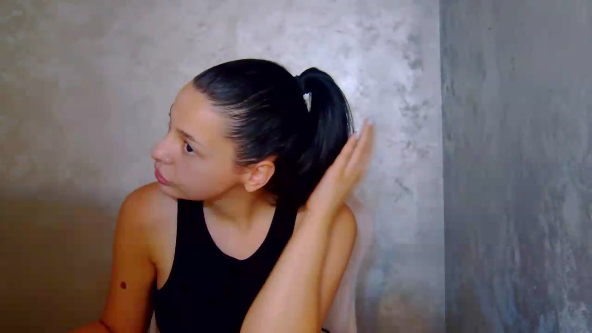 Gallery image thumbnail from meliiis_'s myfreecams stream on, 08/10/2026, 18:40 image 19 of 20