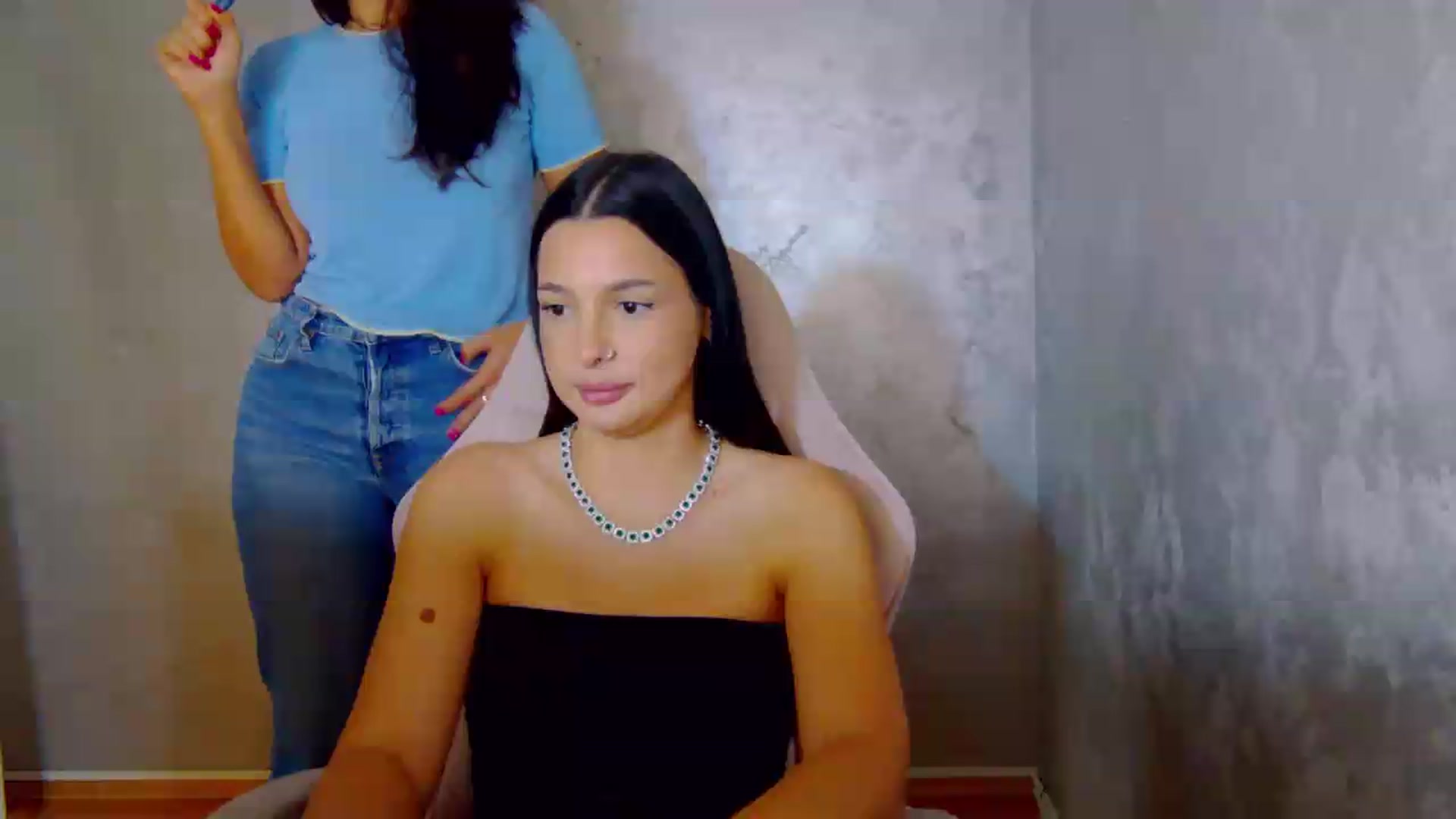 Gallery image thumbnail from meliiis_'s myfreecams stream on, 08/11/2026, 17:20 image 2 of 20