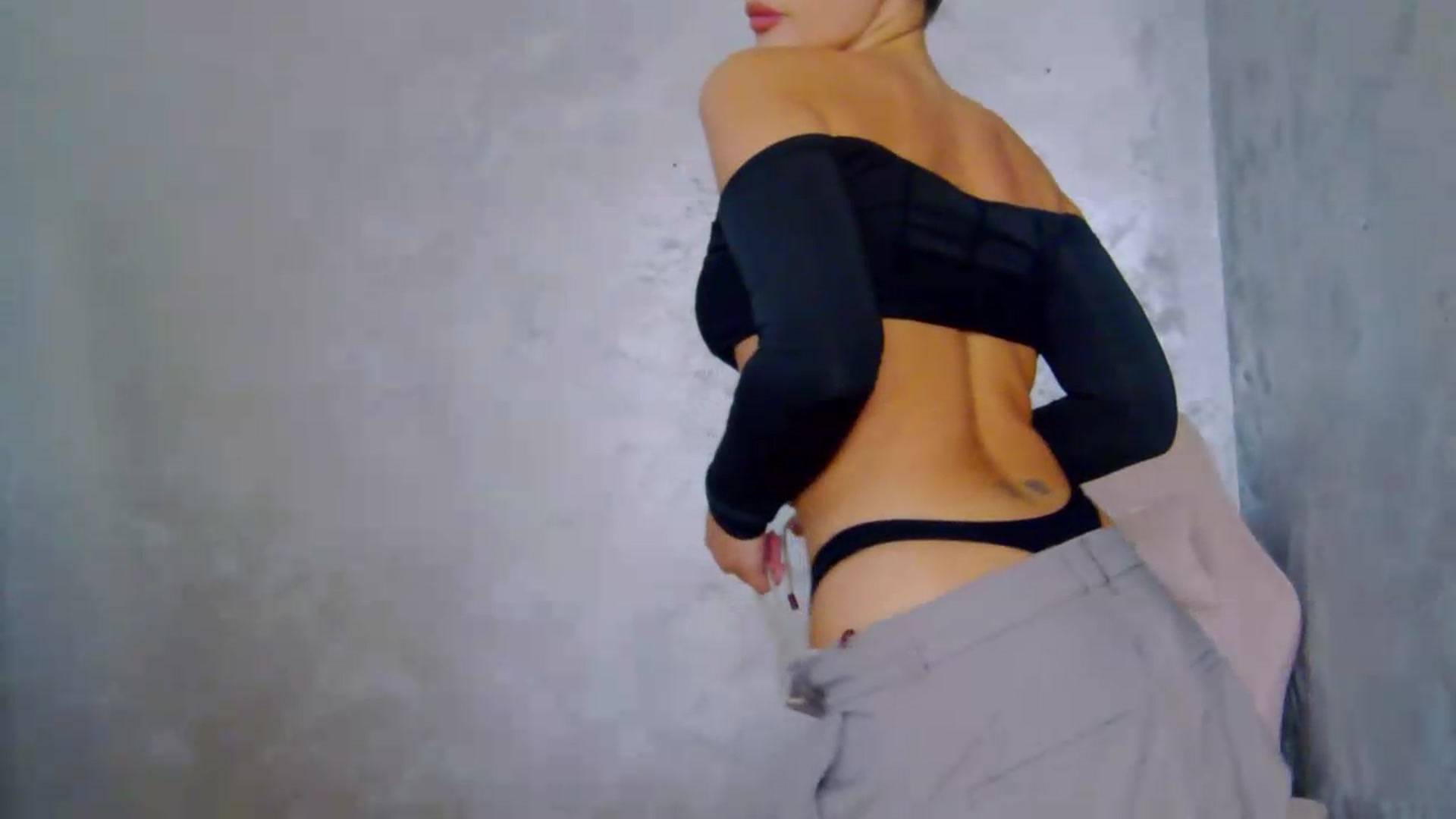 Gallery image thumbnail from meliiis_'s myfreecams stream on, 08/12/2026, 18:54 image 19 of 20