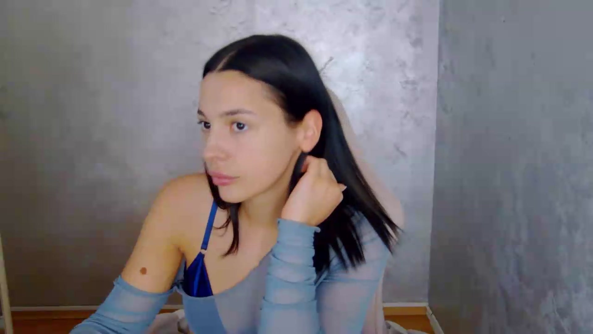Gallery image thumbnail from meliiis_'s myfreecams stream on, 08/14/2026, 14:59 image 16 of 20
