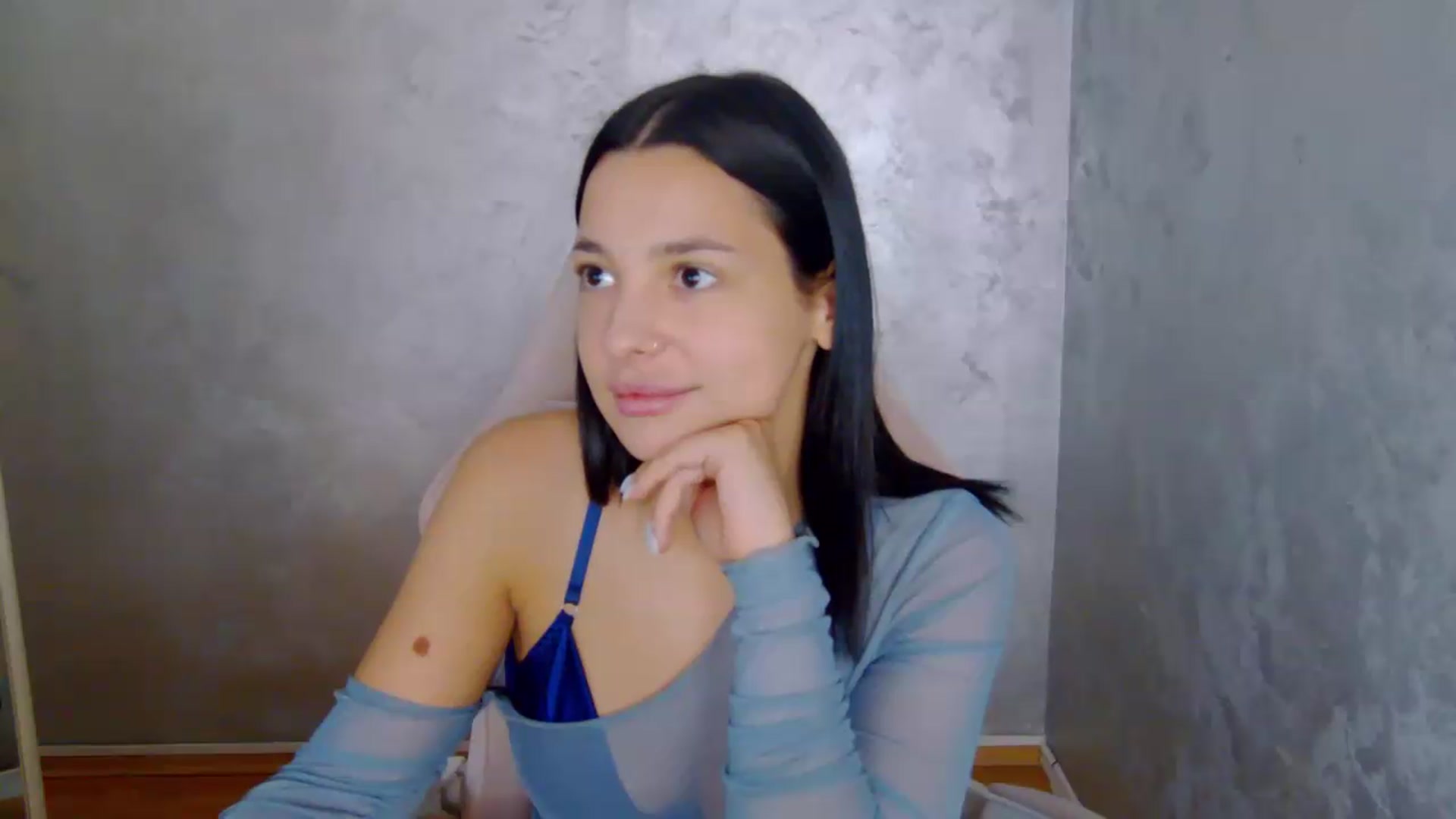 Gallery image thumbnail from meliiis_'s myfreecams stream on, 08/14/2026, 14:59 image 18 of 20