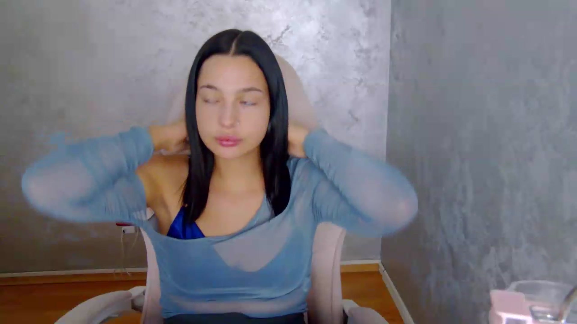 Gallery image thumbnail from meliiis_'s myfreecams stream on, 08/14/2026, 18:45 image 3 of 20